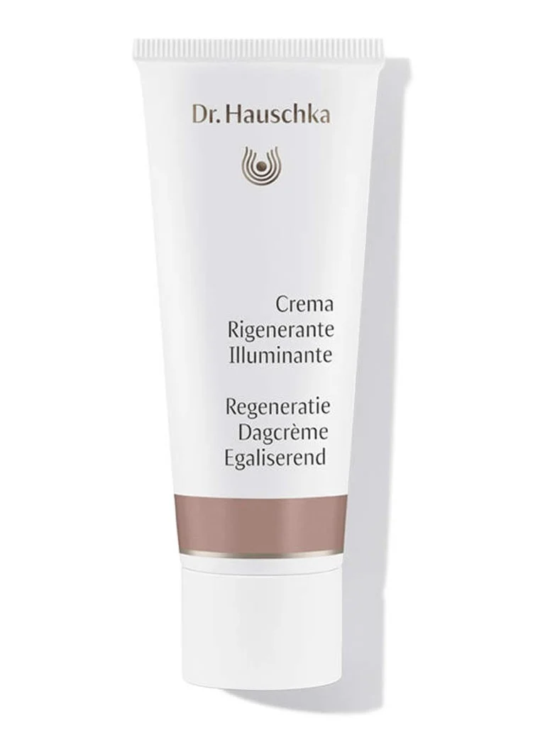 Cremă de zi regeneratoare cu colorant Dr. Hauschka