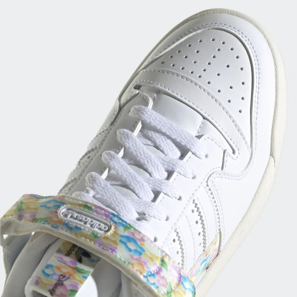 adidas Disney Forum 84 Low GV7929 / weiss