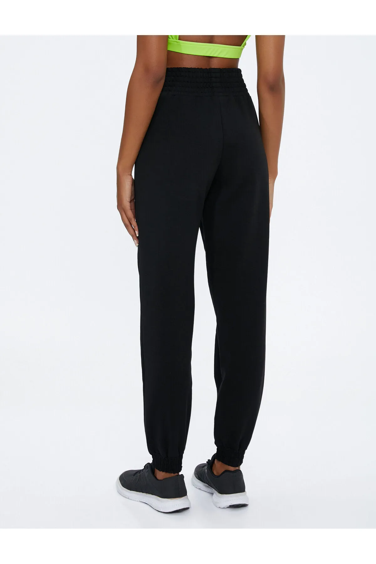 Koton  Jogger-Jogginghose mit Label, detaillierter Tasche und hoher Taille