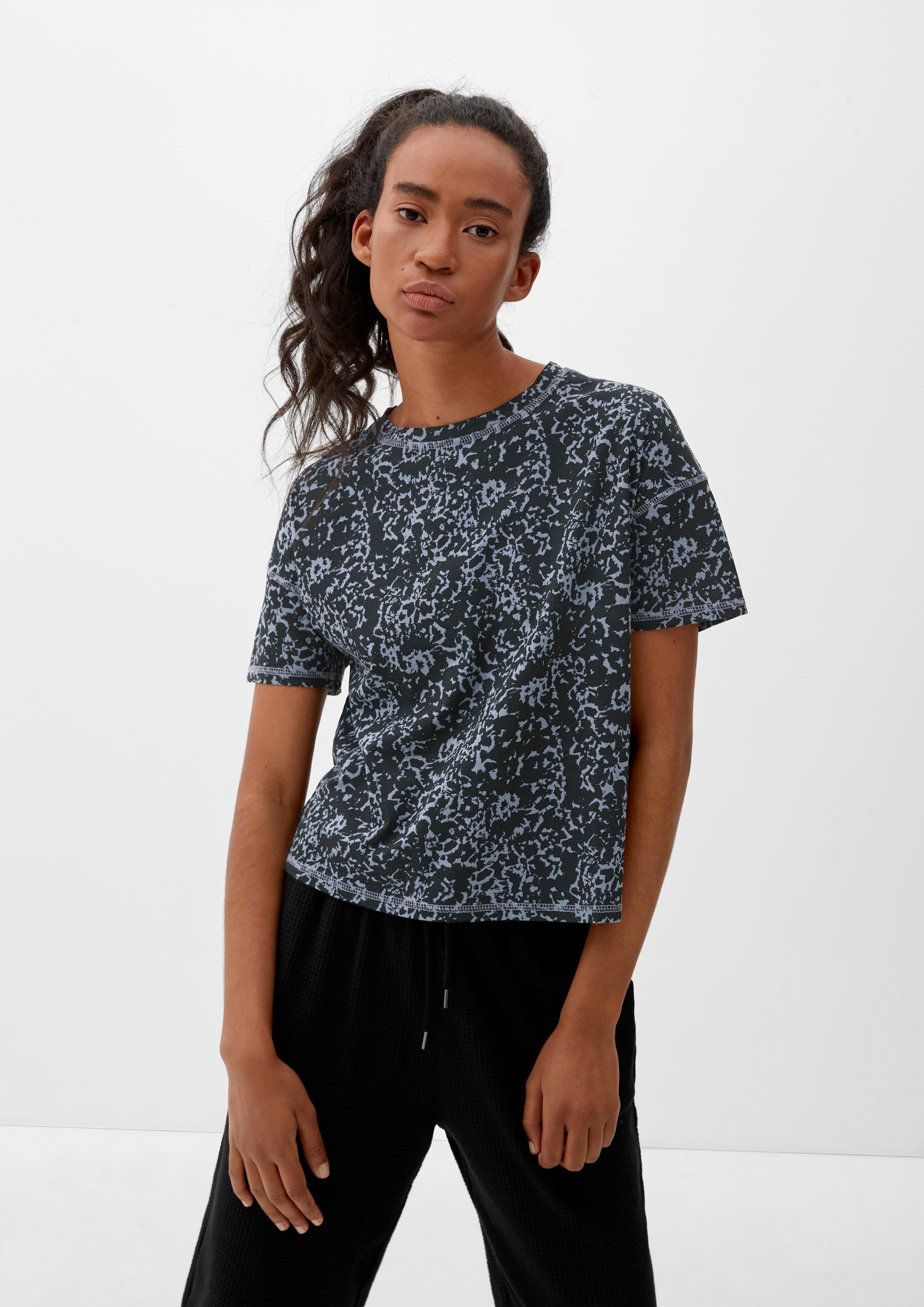 Kurzes T-Shirt mit Alloverprint  2119882-52A3