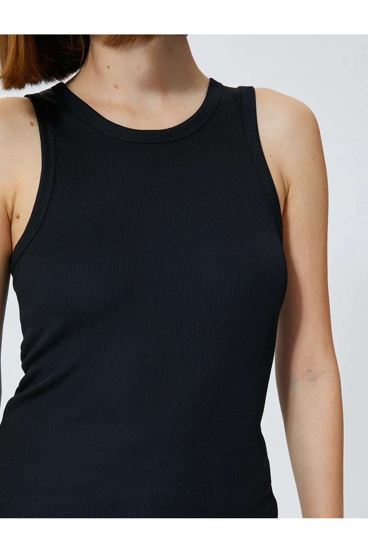 Koton  Basic-Tanktop mit geripptem Neckholder-Kragen