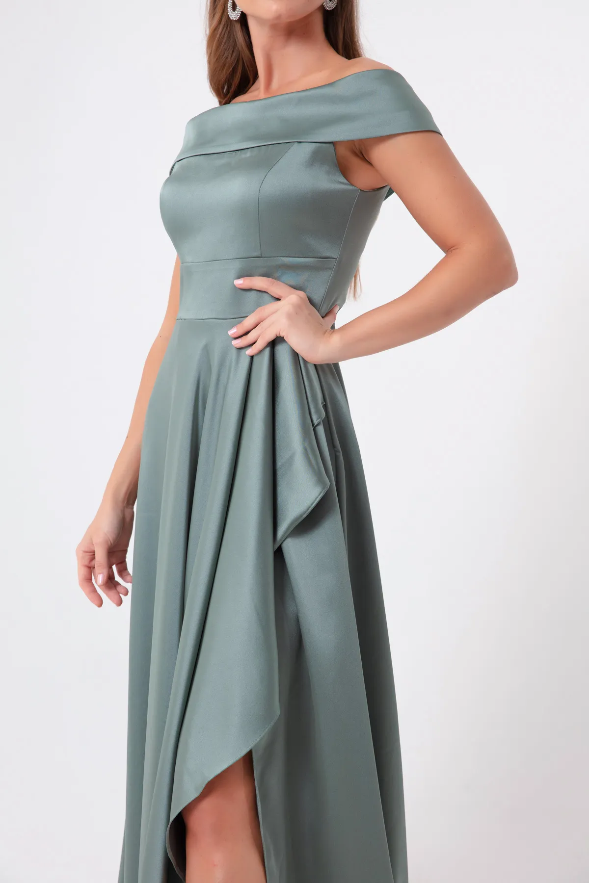 Lafaba  Türkisfarbenes Abendkleid und Abschlusskleid aus Satin für Damen mit U-Boot-Ausschnitt