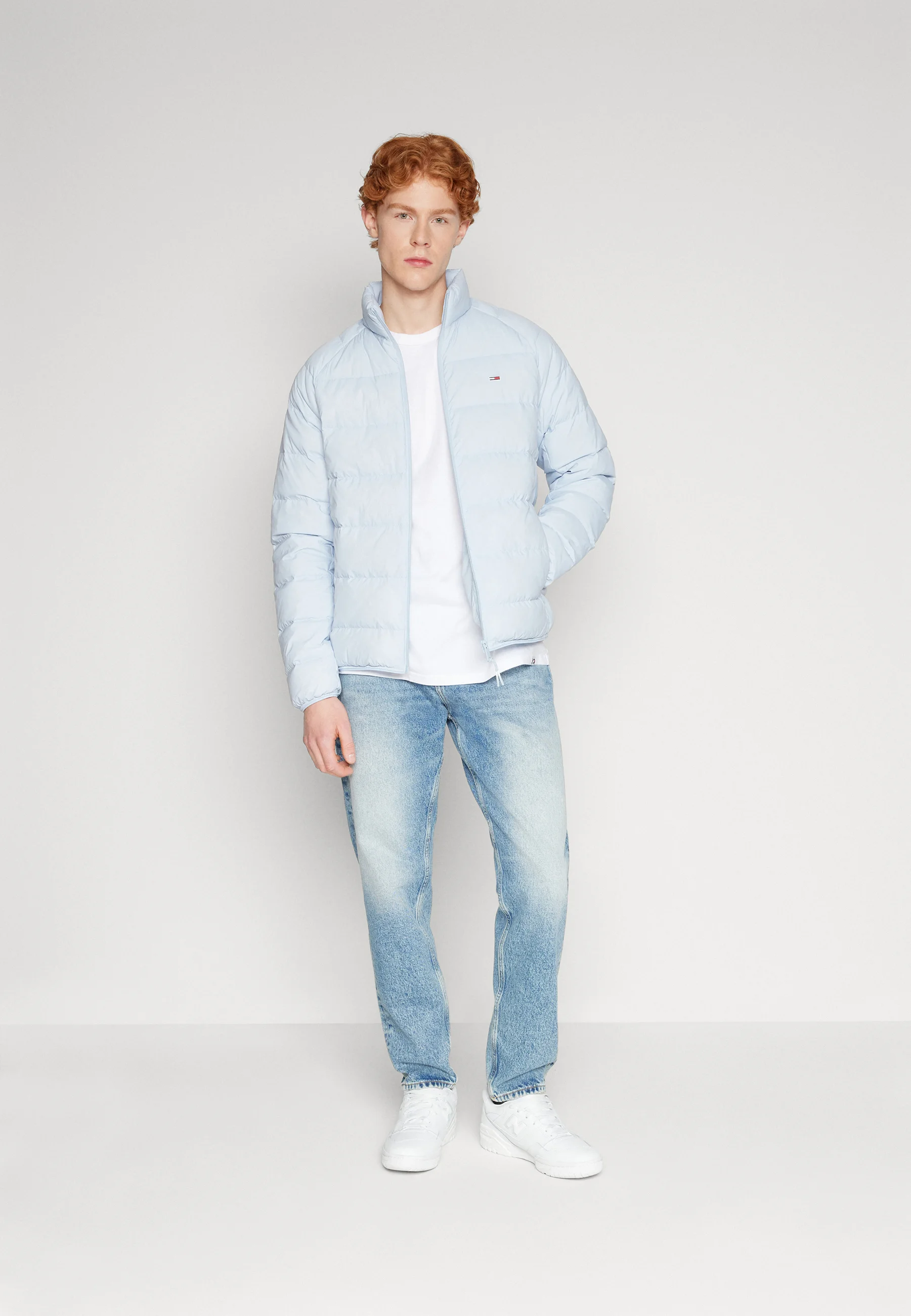 Chaqueta esencial Tommy Jeans - Chaqueta de plumas