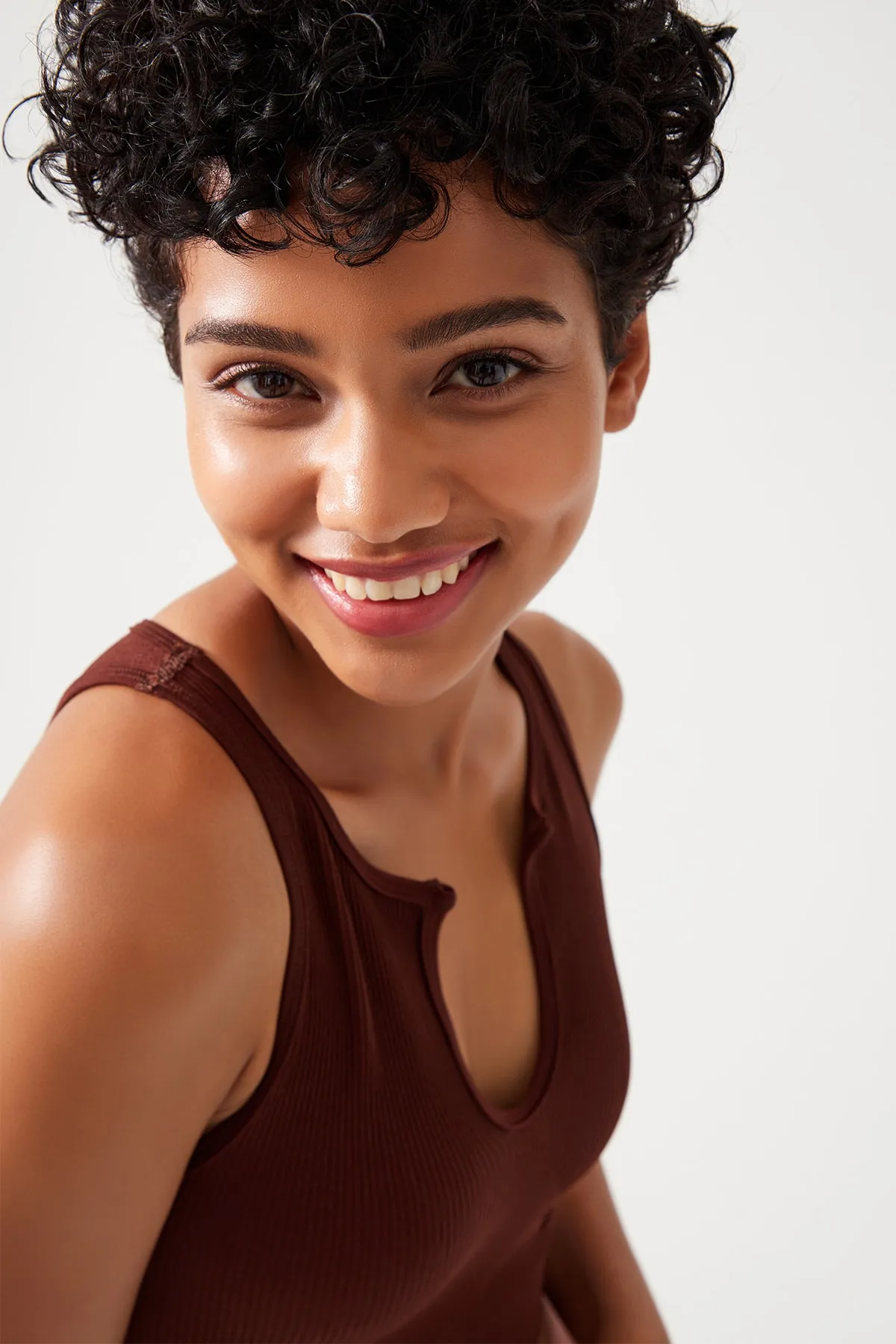 LOS OJOS  Braunes, geripptes, bauchfreies Bustier-Top mit U-Ausschnitt für Damen