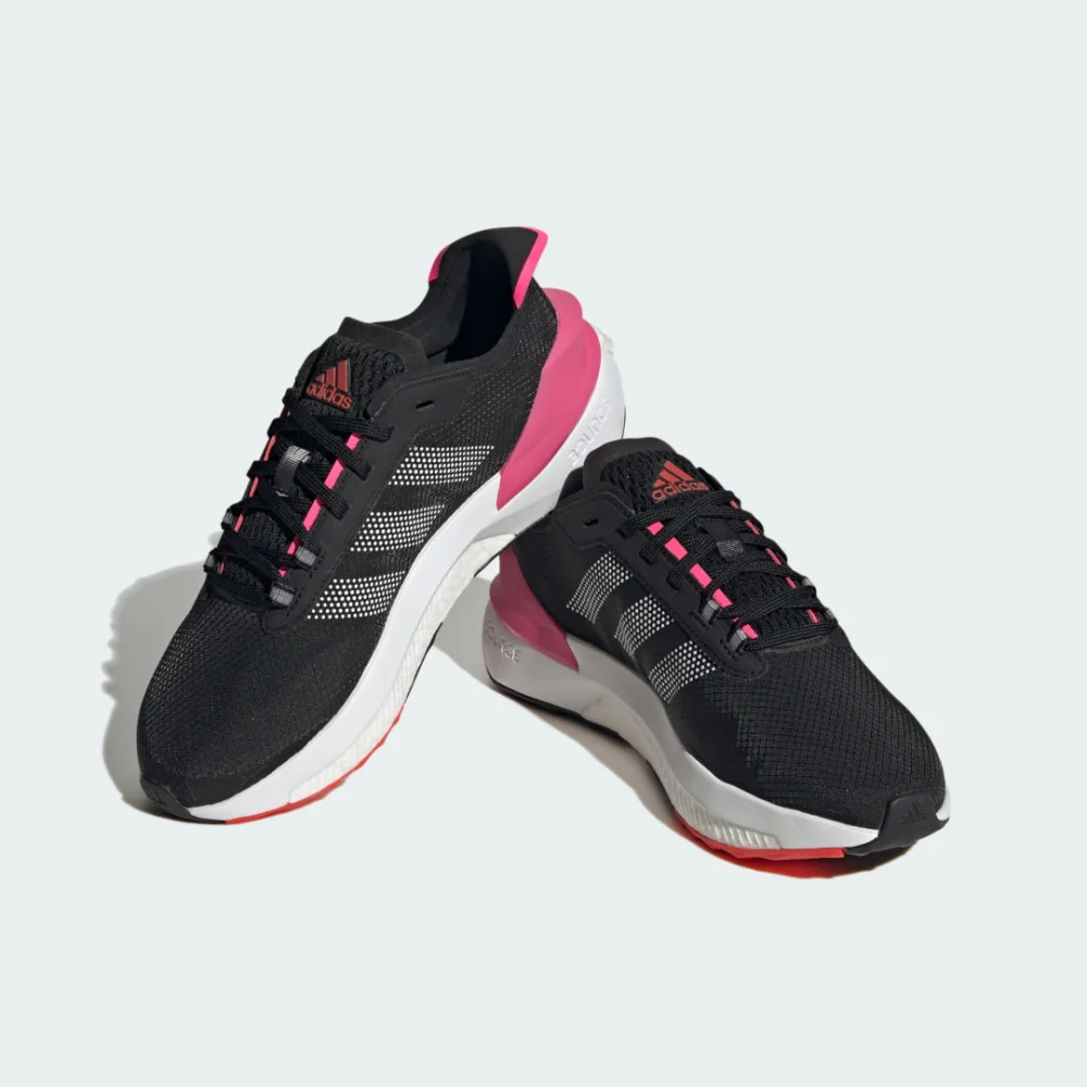 adidas Avryn IG0646 / schwarz