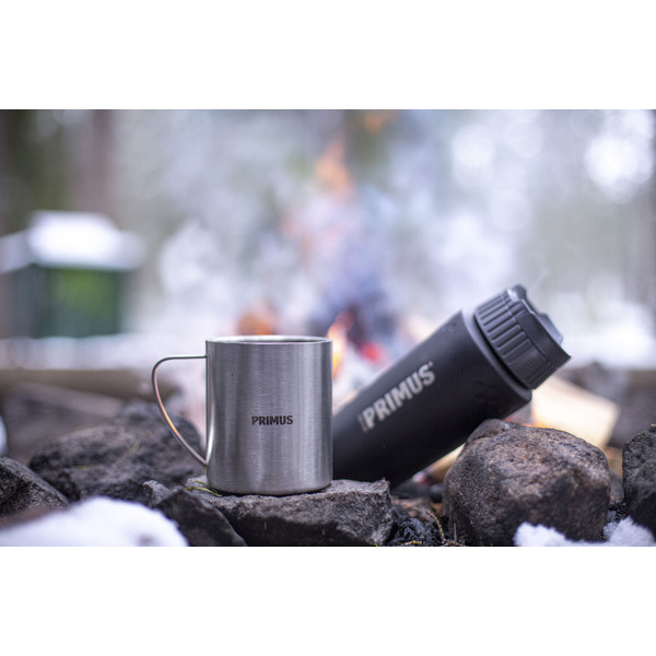 TRAILBREAK VACUUM BOTTLE 0.75L BLACK - Thermokanne
