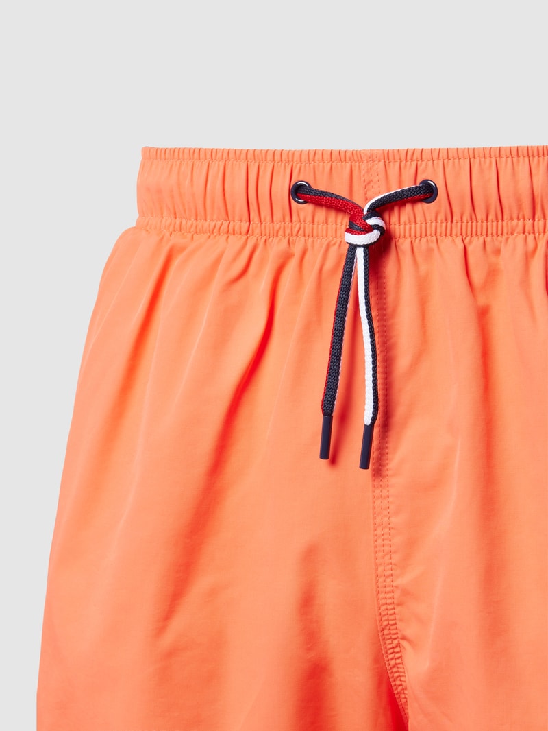 Badehose mit Label-Stitching Modell 'Gregory' in koralle