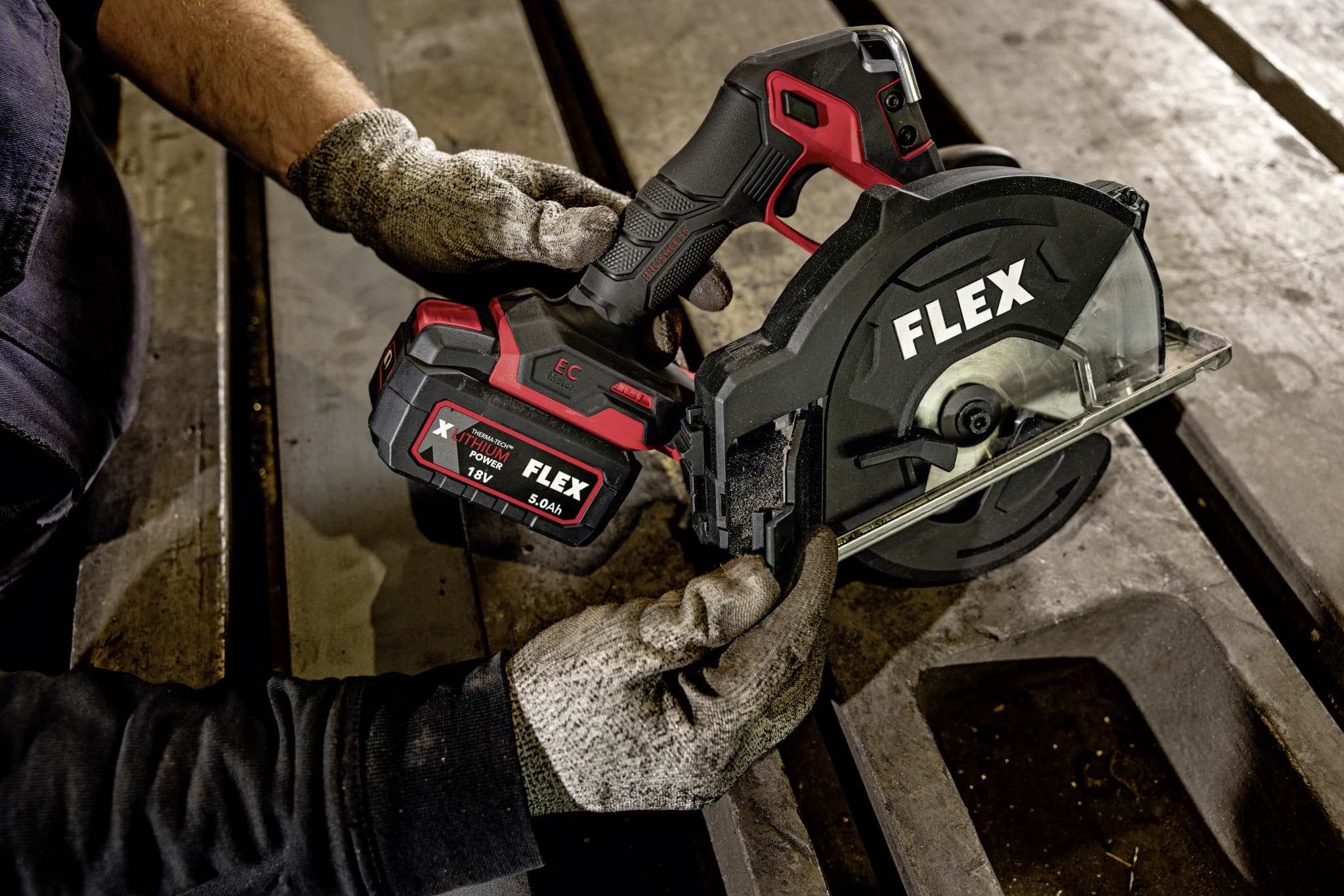 Flex-tools 535935 CSM 57 18-EC & GRS 80 Akumulatorska kružna pila za metal 18V uklj. 2x5,0 Ah, punjač i vodilicu u transportnoj torbi