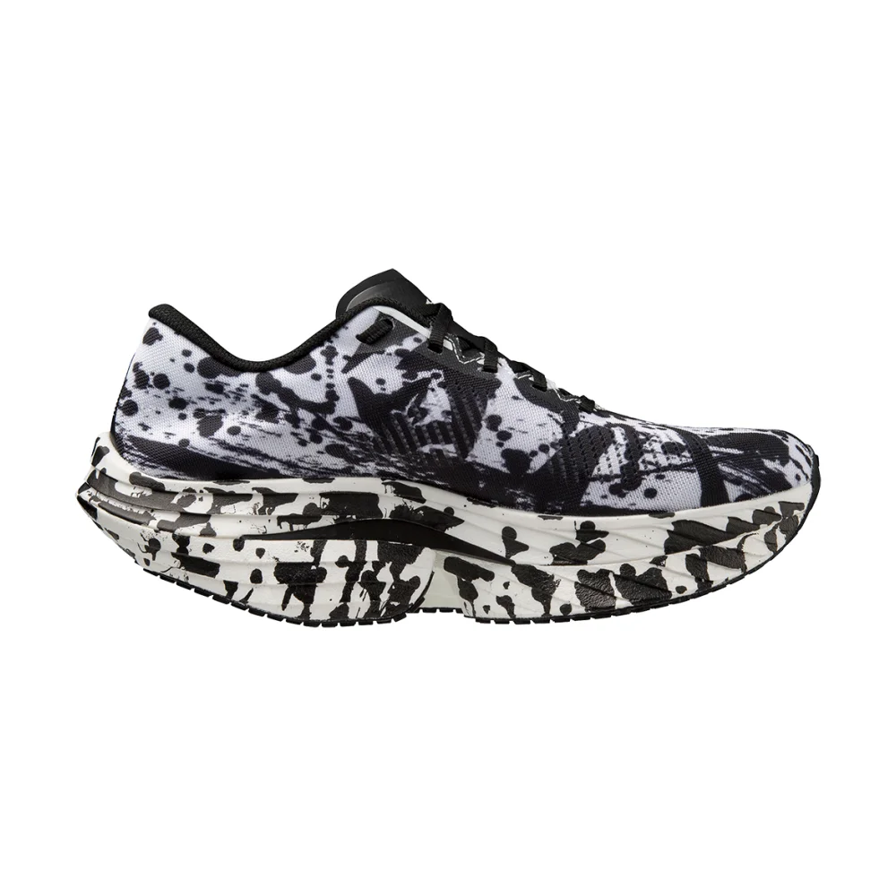 Mizuno Wave Rebellion Pro J1GC231702 / weiss