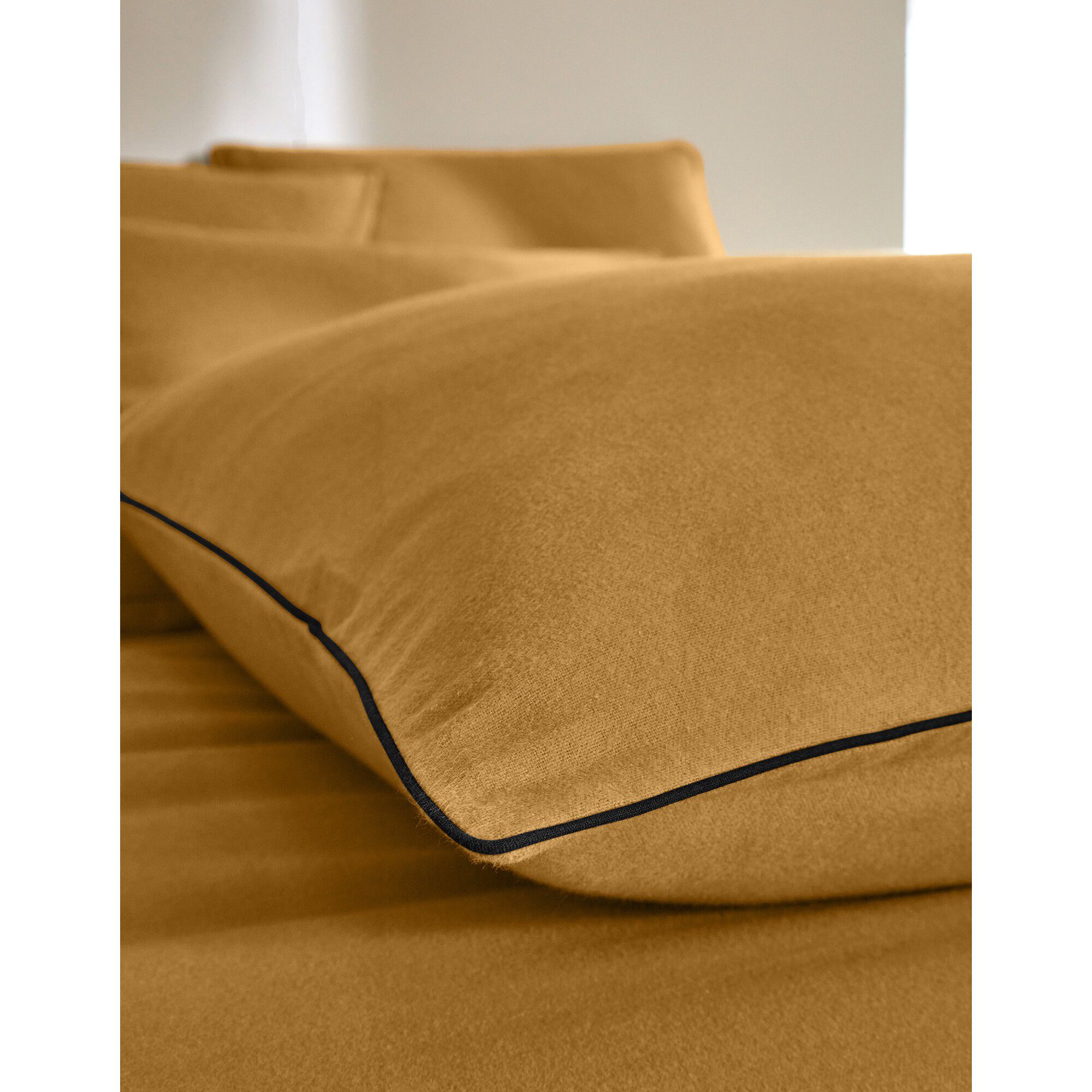 Linge de lit uni flanelle passepoil contrasté, collection 