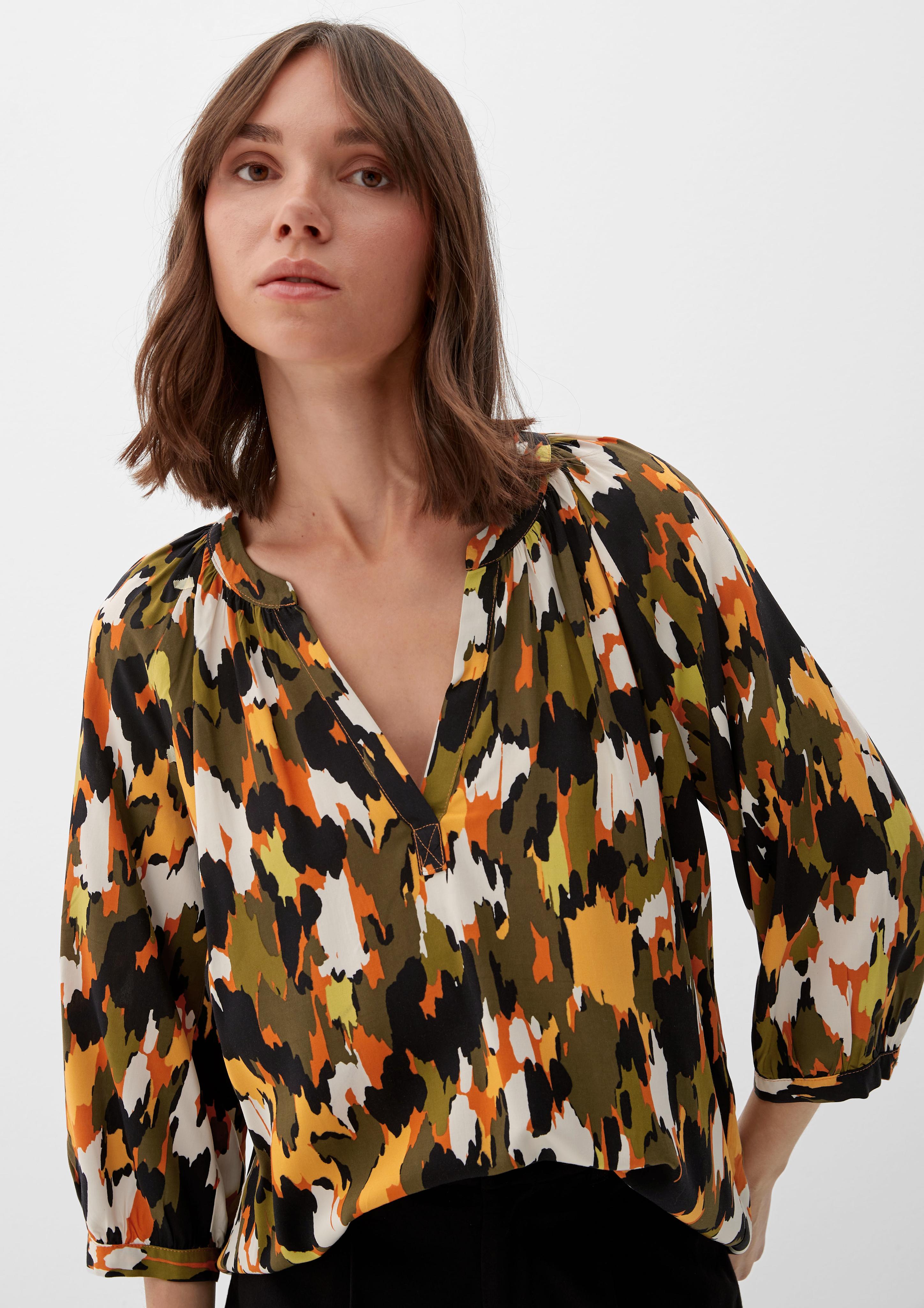 Viskosebluse mit Alloverprint  2120700-77A1