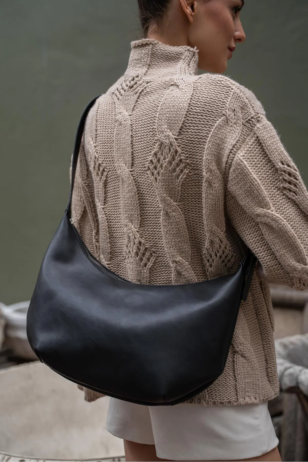 Madamra  Schwarze Unisex-Unisex-Großtasche