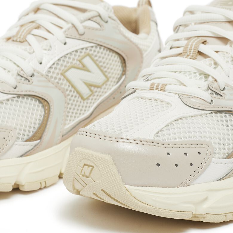 New Balance Women's MR530AA bone