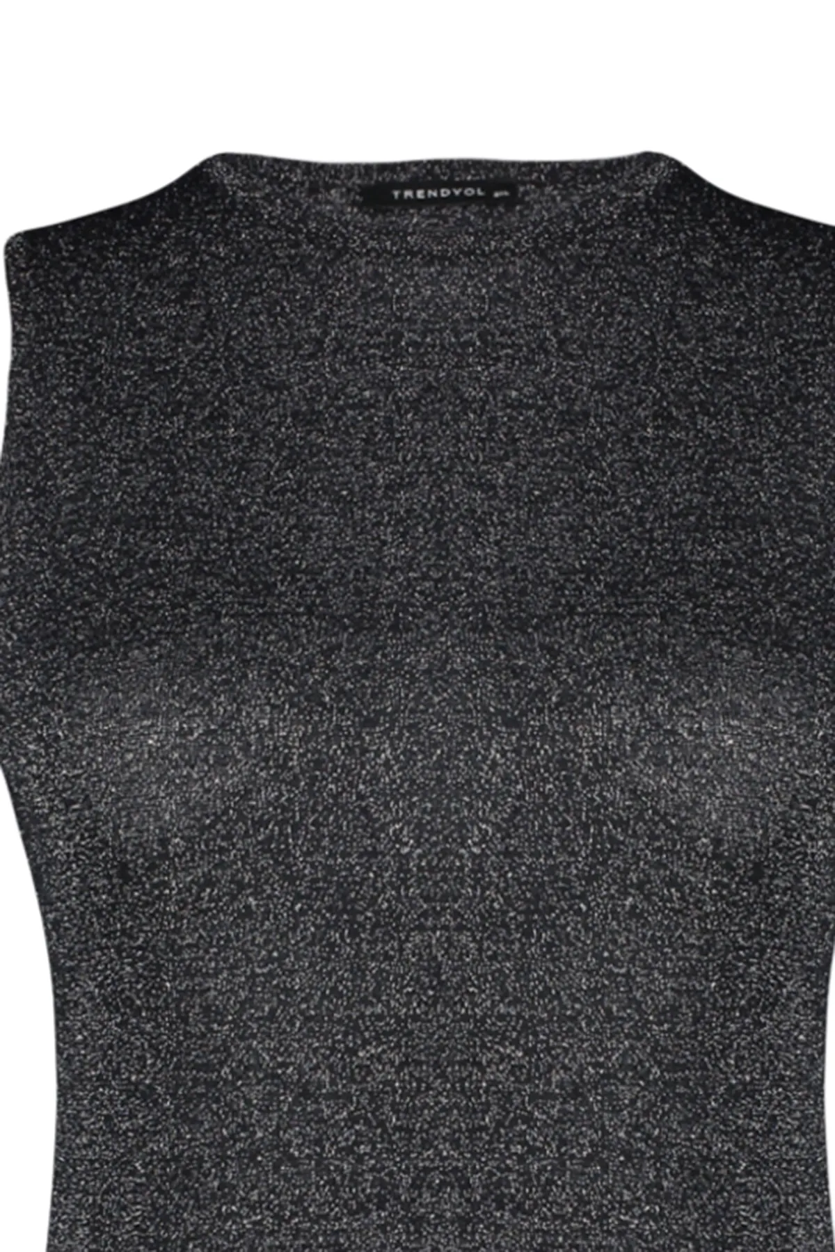 Trendyol Curve  Schwarze, figurbetonte, dünne, glänzende Strickbluse TBSSS23AF00019