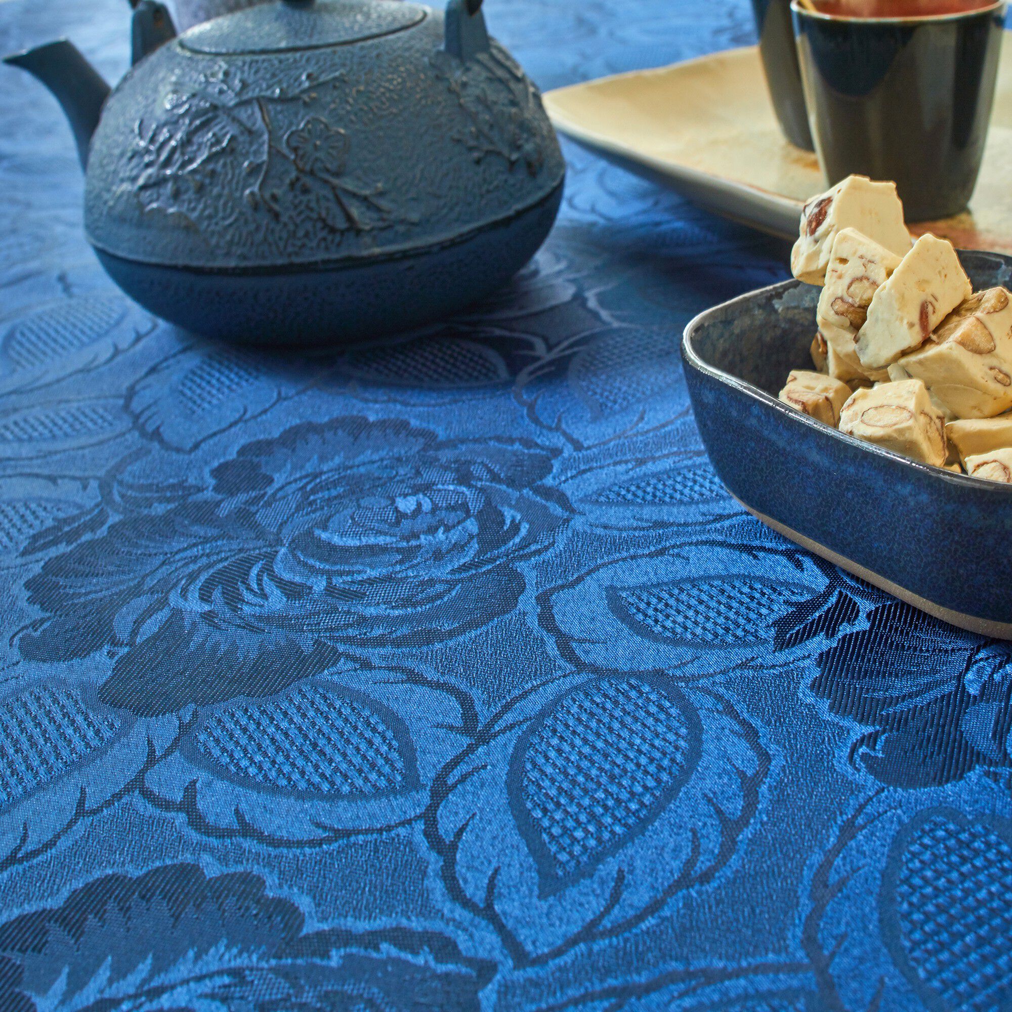 Nappe jacquard damassé