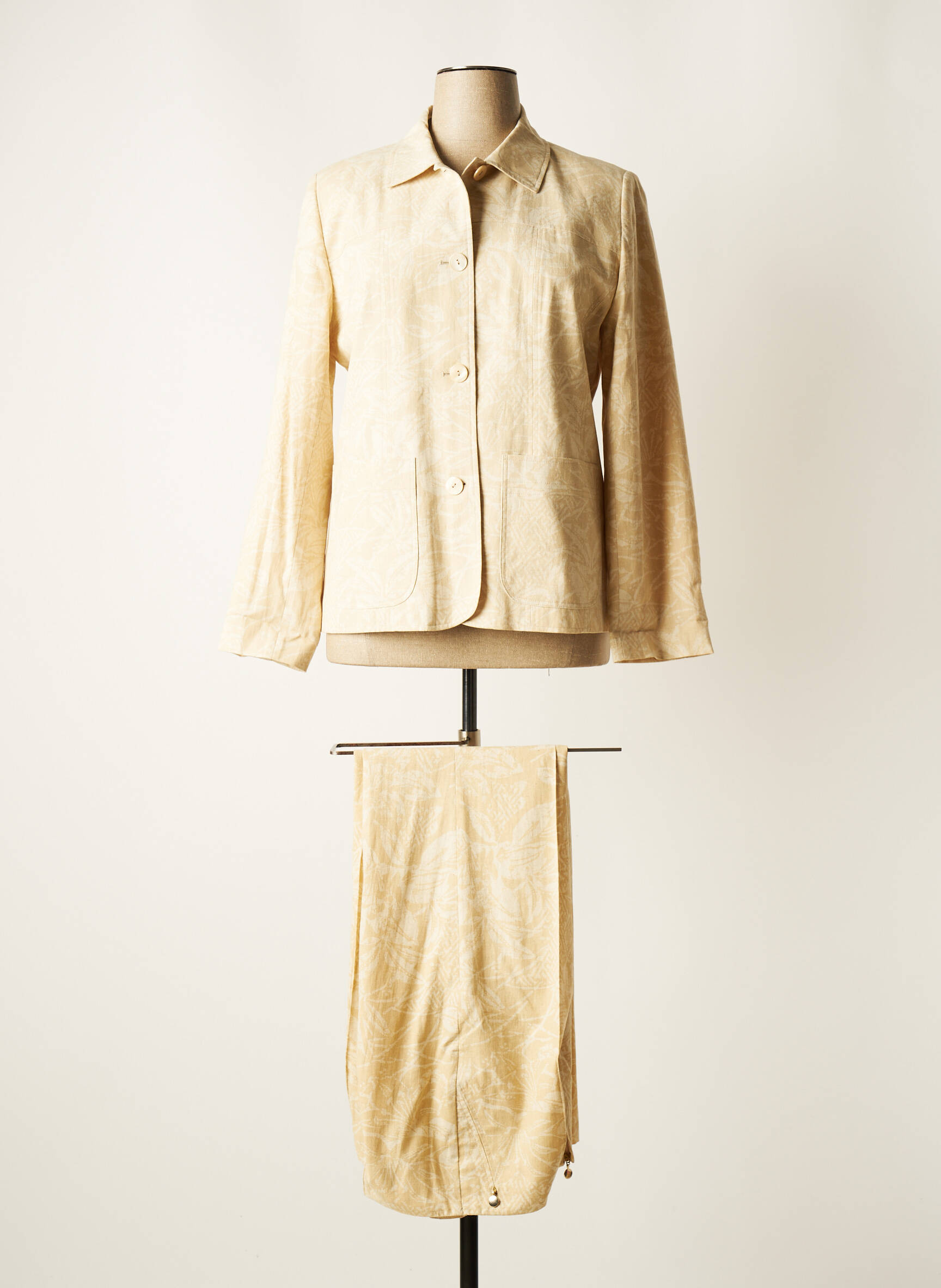 Le Temps D Havrey Ensembles Pantalon Femme couleur beige