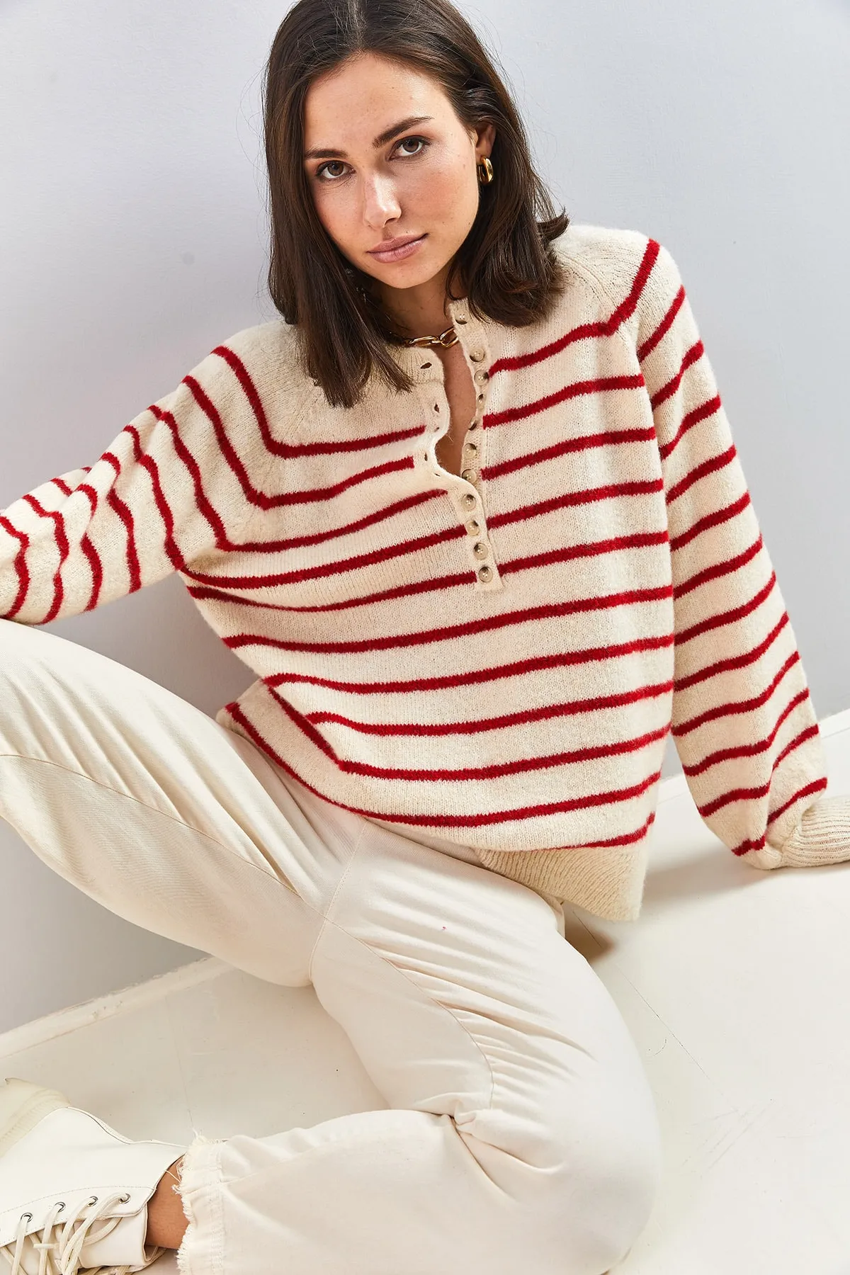 Bianco Lucci  Gestreifter Strickpullover mit Rollkragen und geknöpftem Kragen für Damen