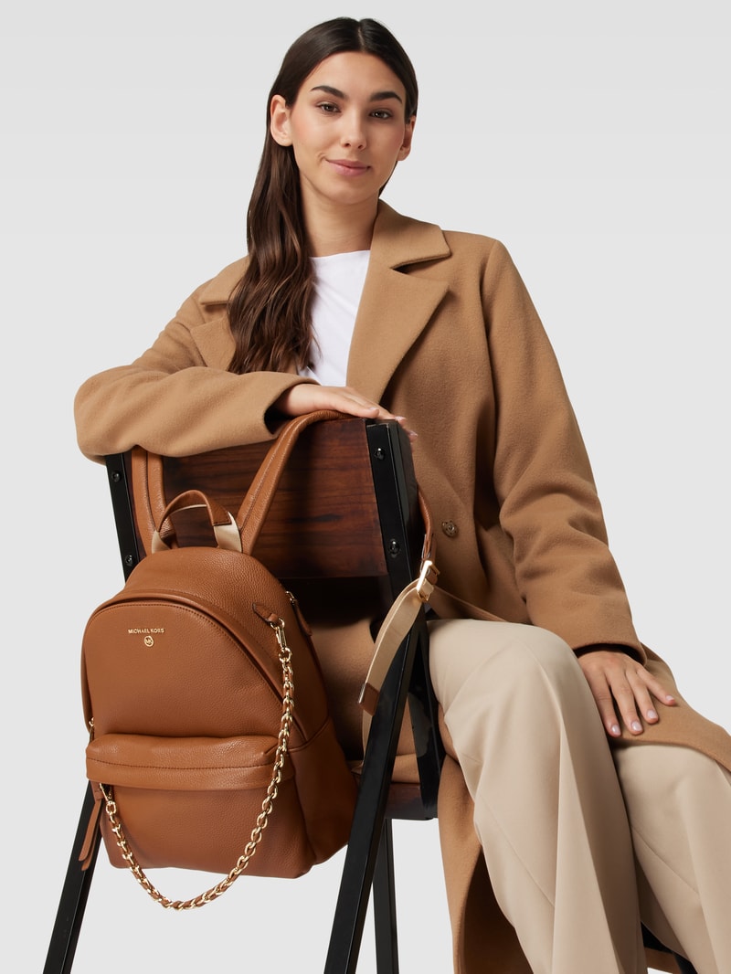 Rucksack mit Label-Applikation Modell 'SLATER' in mittelbraun