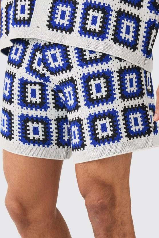 Lockere gehäkelte weiße Shorts