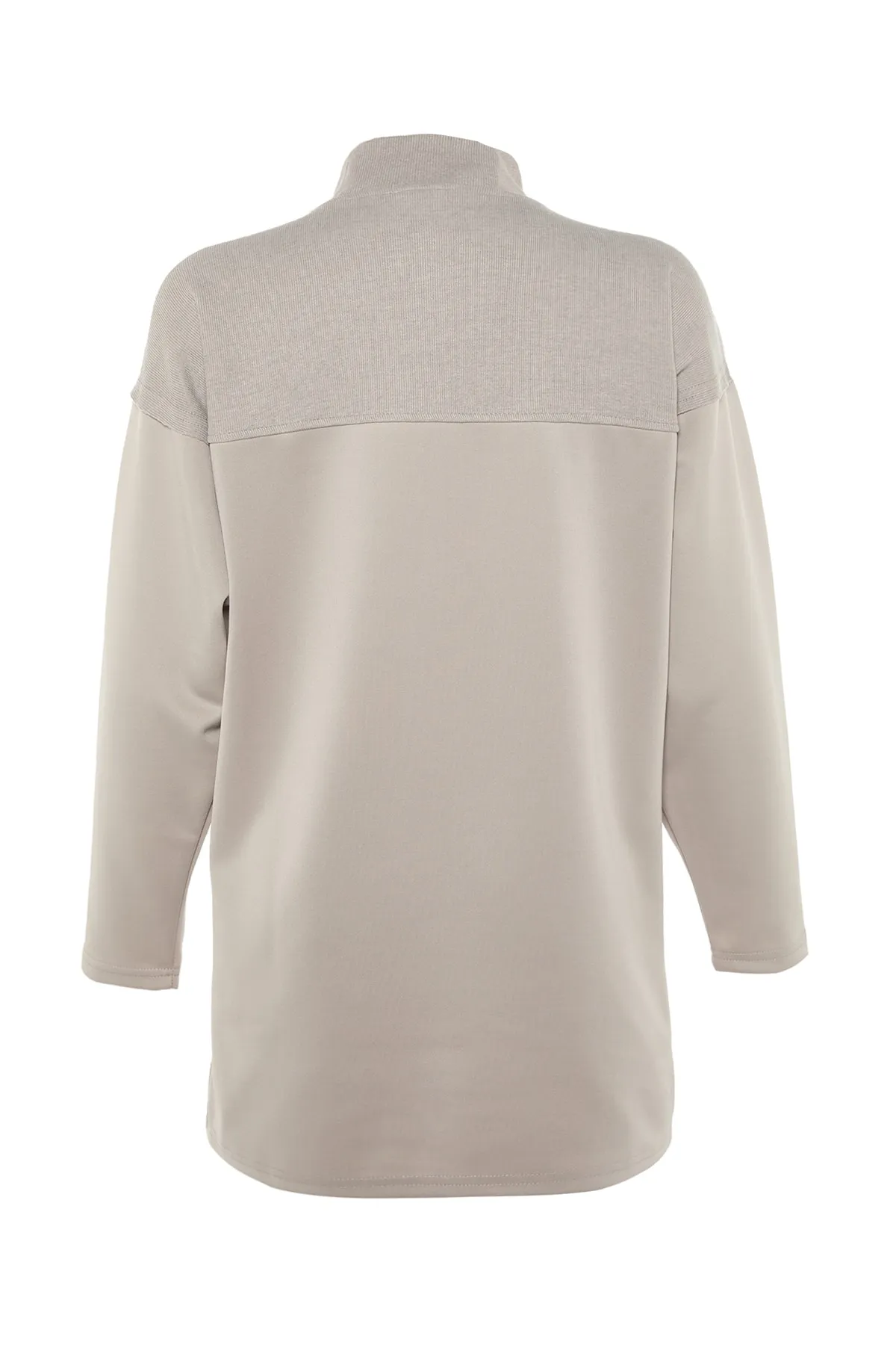 Trendyol Modest  Nerzfarbene gestrickte Tunika mit Blockfarben TCTAW23UK00060