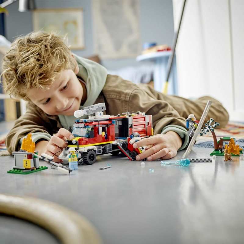 60374 Le camion d’intervention des pompiers LEGO City