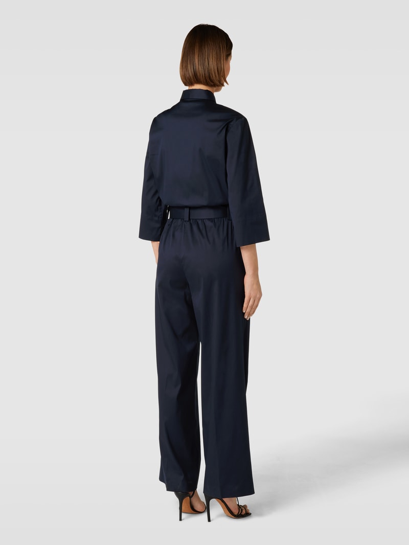 Jumpsuit mit Bindegürtel in marineblau