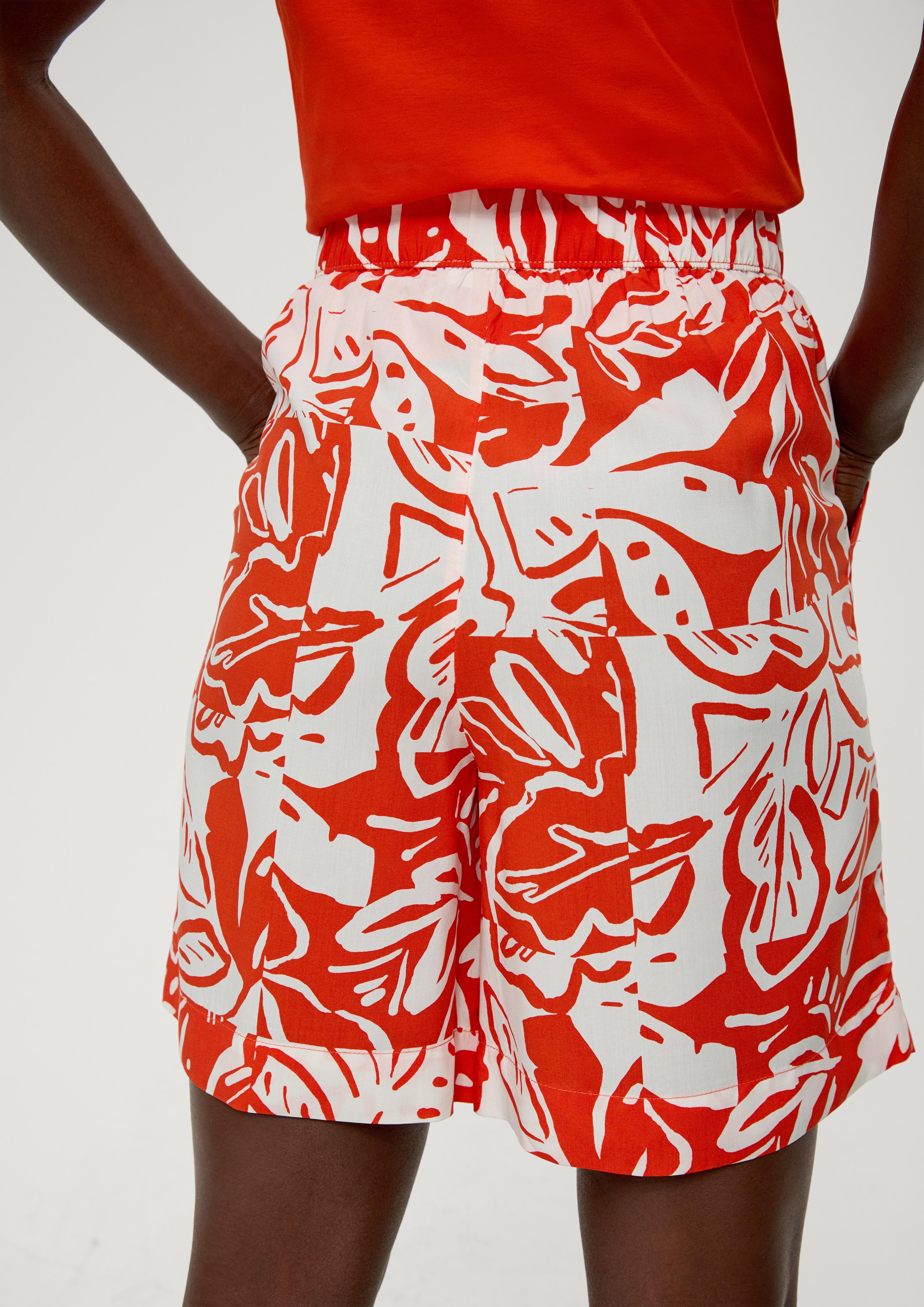Regular: Gemusterte Shorts aus Viskose  2134644-25A0