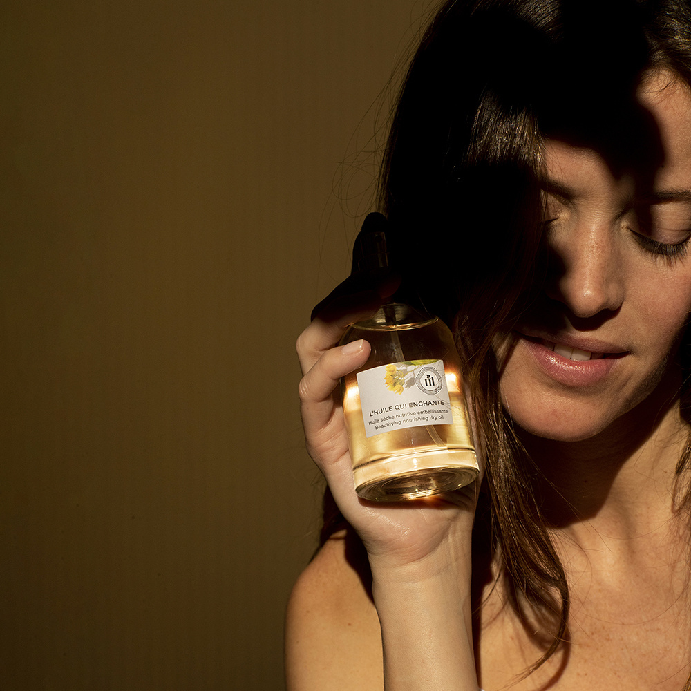 til L'Huile qui Enchante Huile sèche nutritive embellissante