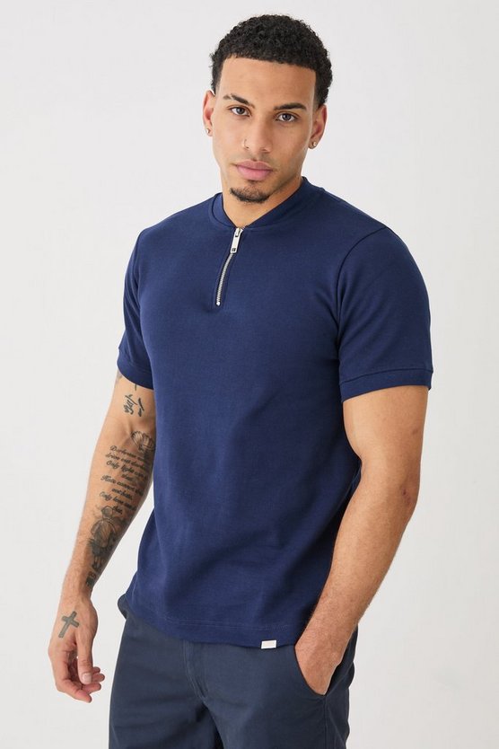 Slim-Fit Man Poloshirt