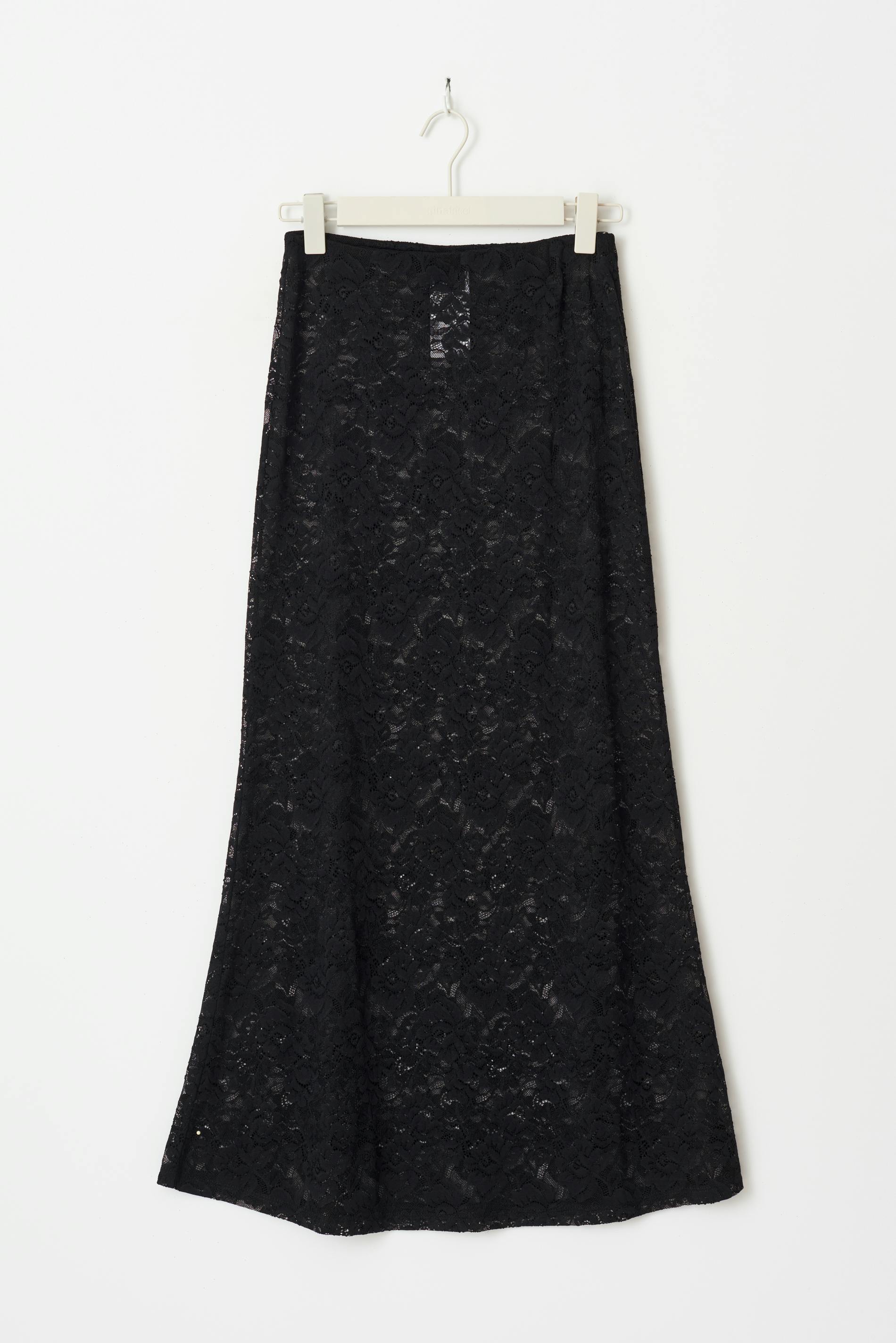Lace skirt