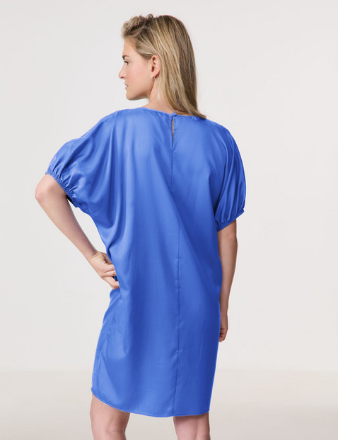 Locker geschnittenes Kleid mit Taschen