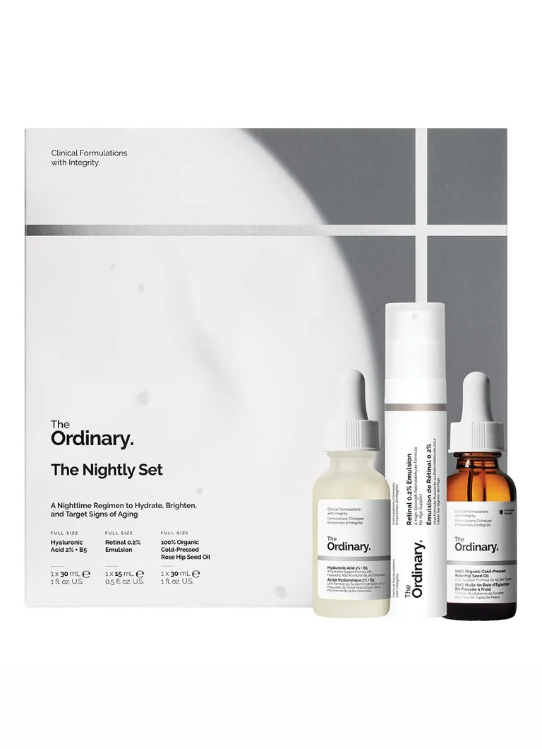Ansamblul de noapte al trupei The Ordinary - un set de îngrijire