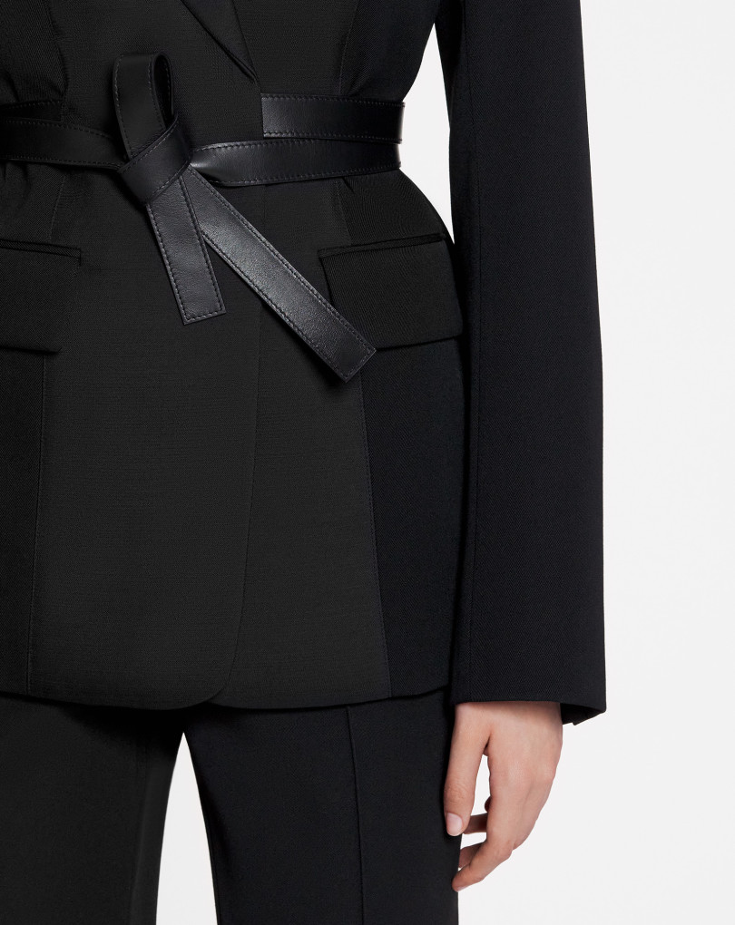 VESTE TAILLEUR CEINTURÉE