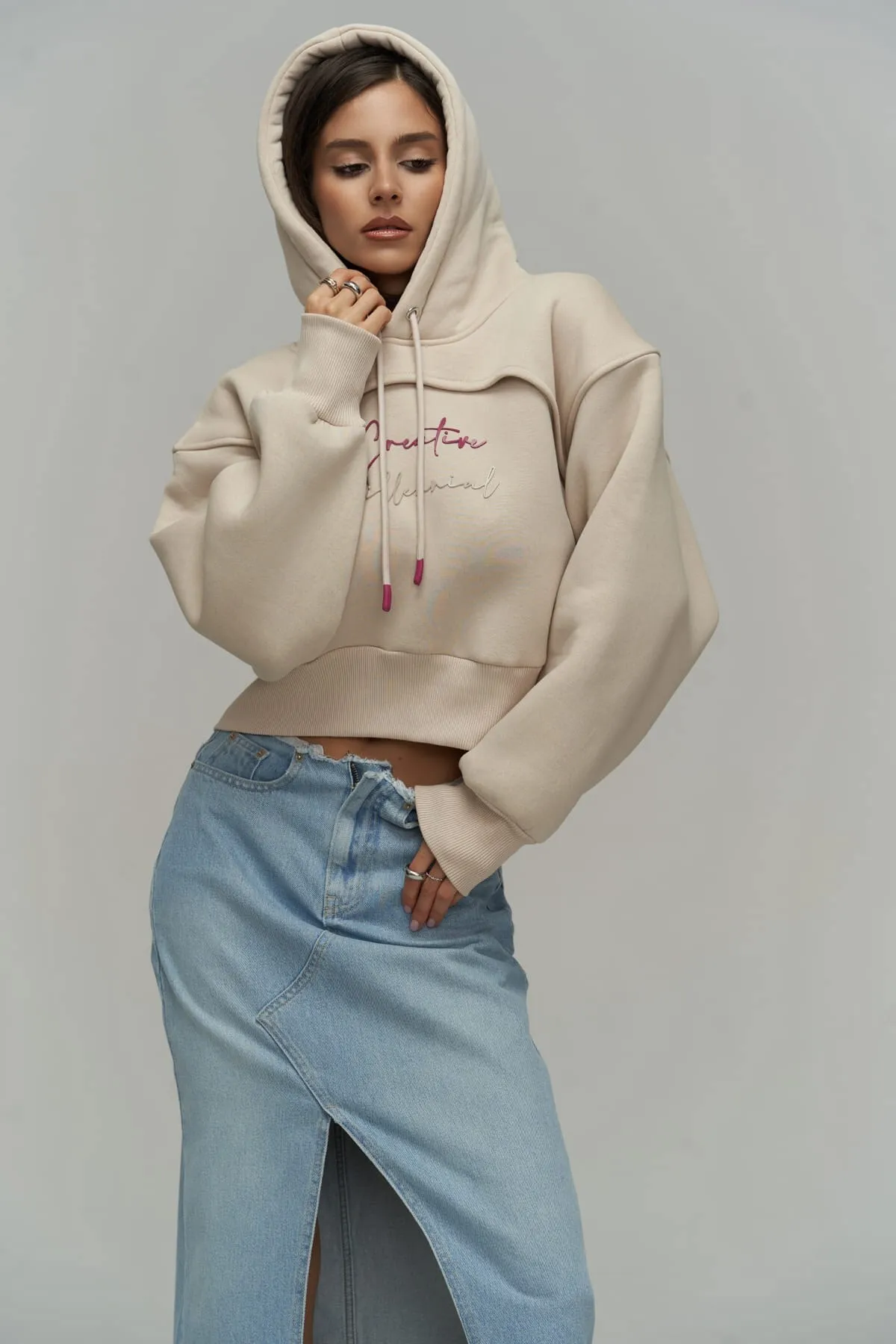 MAİ COLLECTİON  Kreatives Knochen-Crop-Sweatshirt