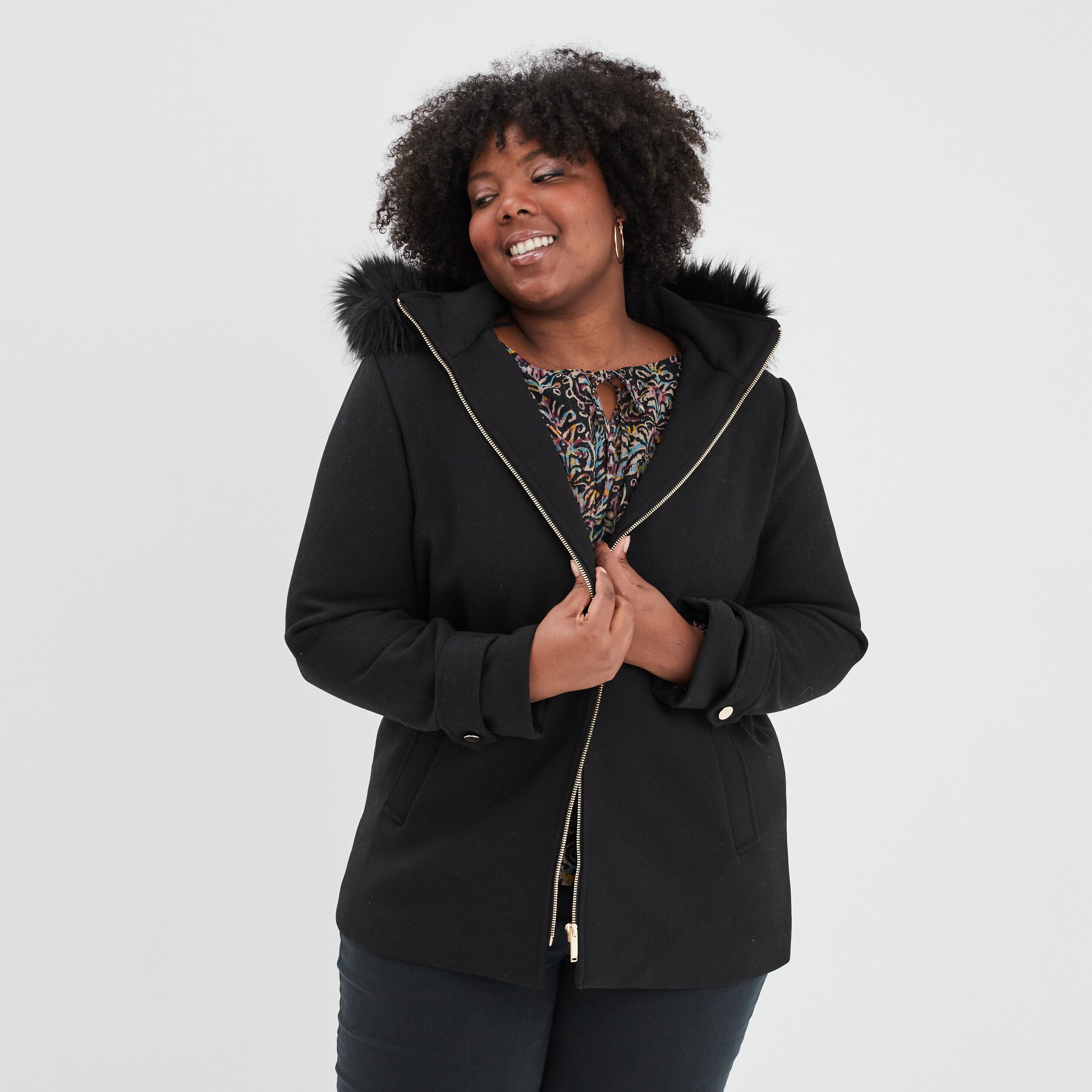 Manteau à capuche fourrure amovible noir femme grande taille | La Halle