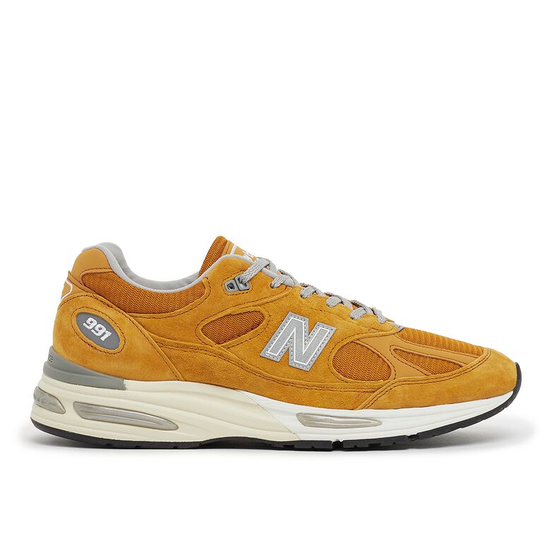 New Balance 991v2 