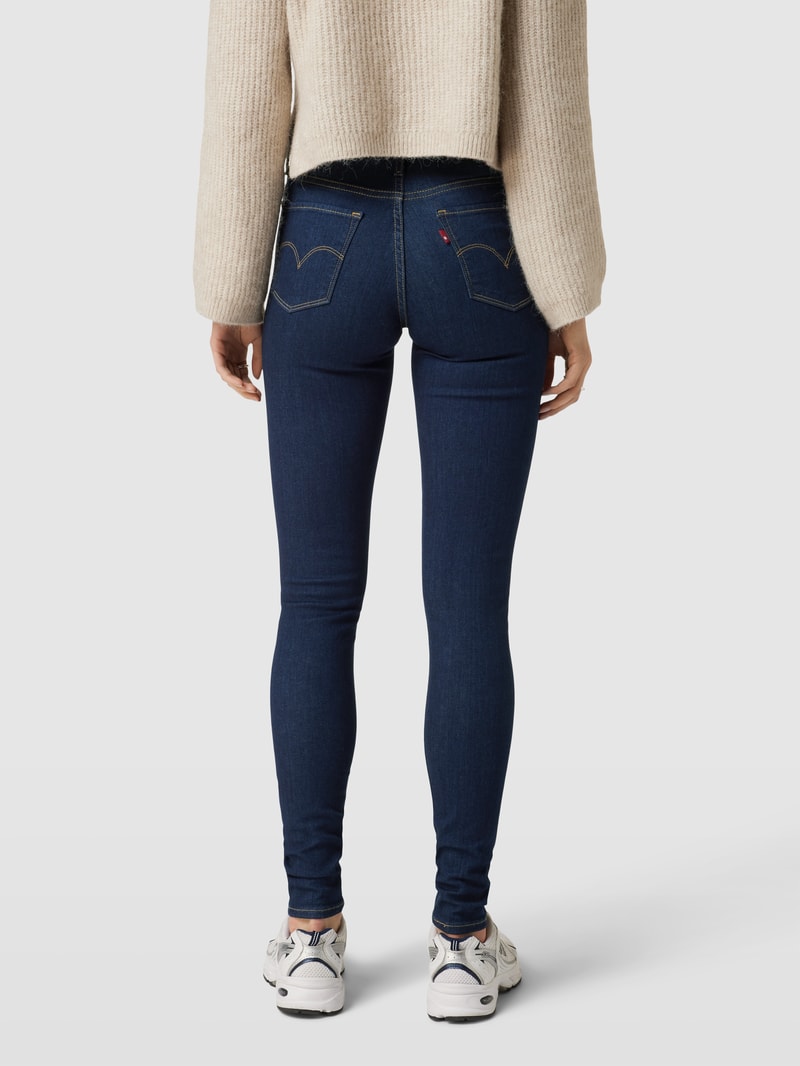 Jeans mit Label-Patch Modell 310 SHAPING SUPER SKINNY in marineblau