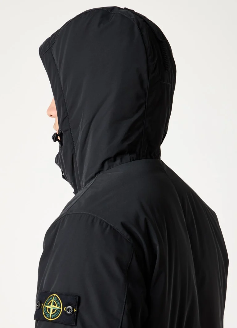 Stone Island 43426 μονωμένο μπουφάν με κουκούλα και πλαϊνές τσέπες