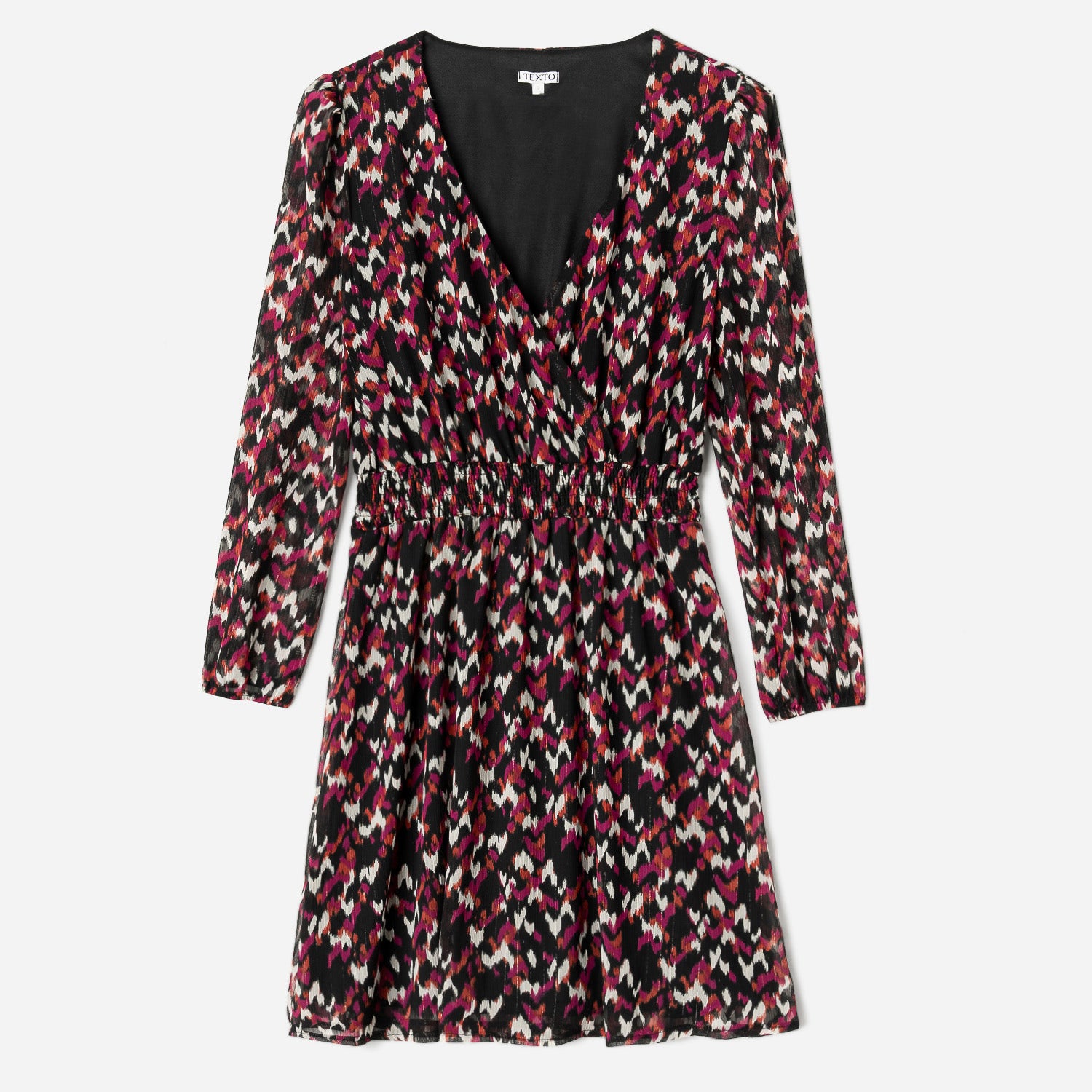 Robe noire à motif ethnique