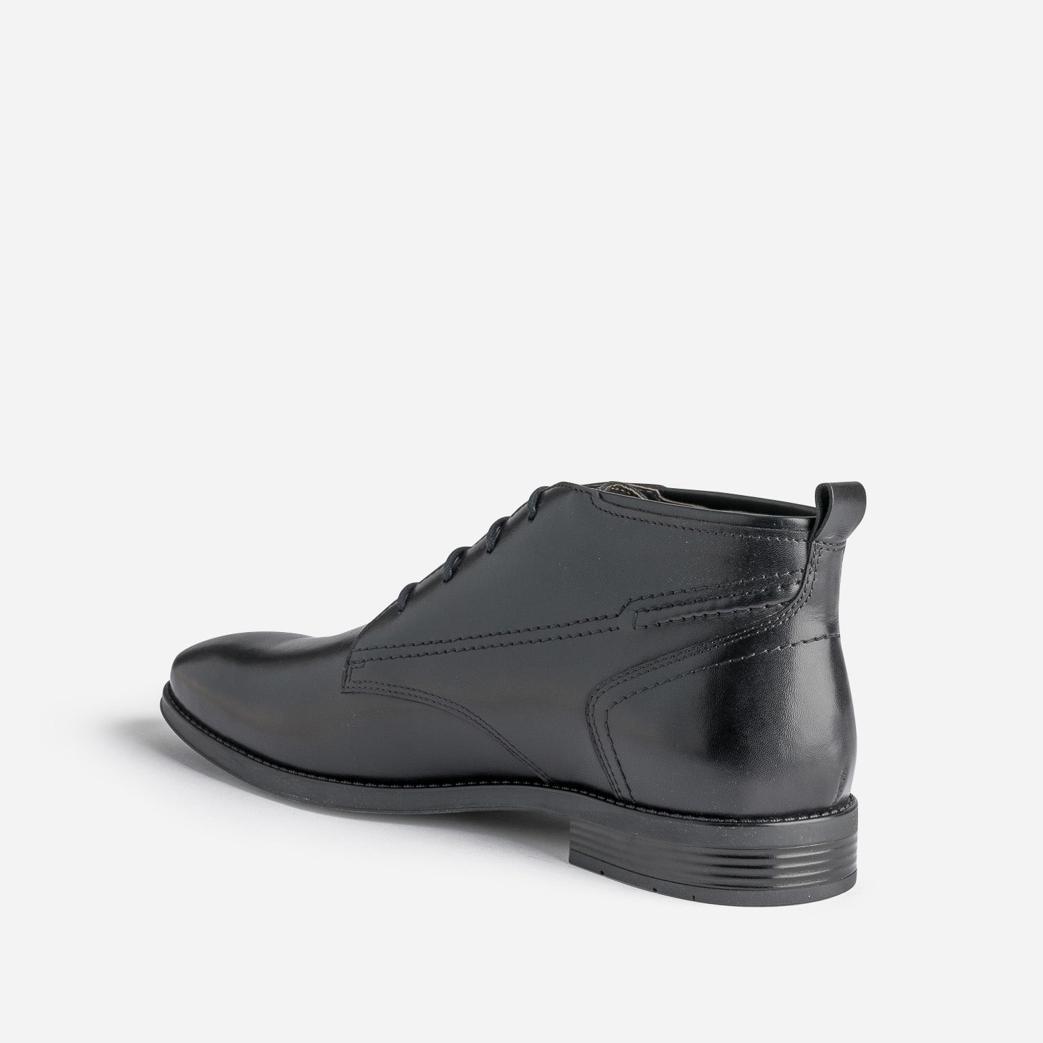 Chukka boots noir en cuir