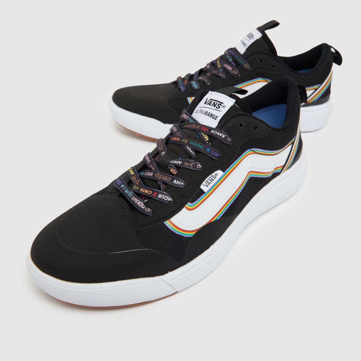 Vans UltraRange Exo Pride cipők fekete-fehér színben