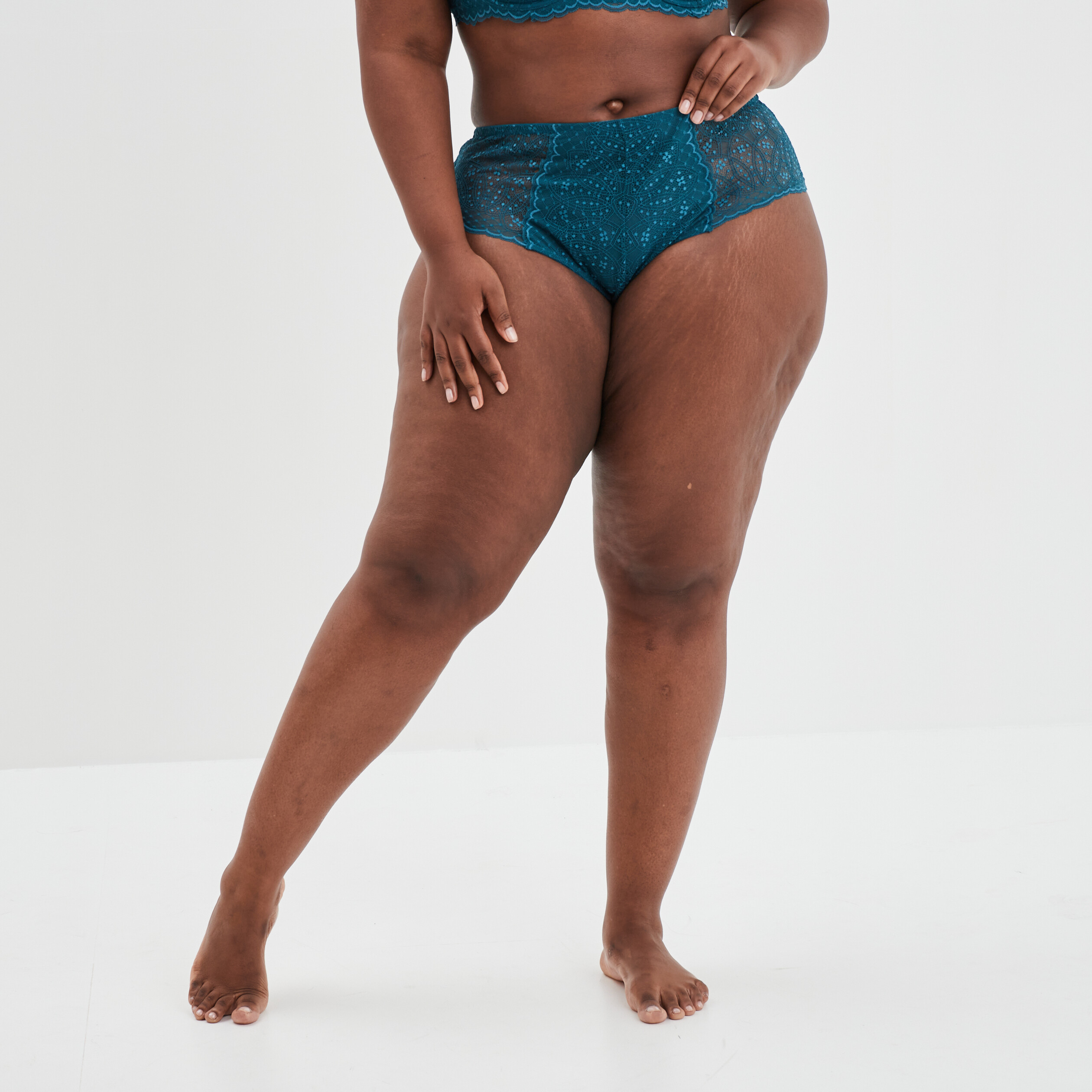 Shorty en dentelle Izzie bleu canard femme grande taille | La Halle