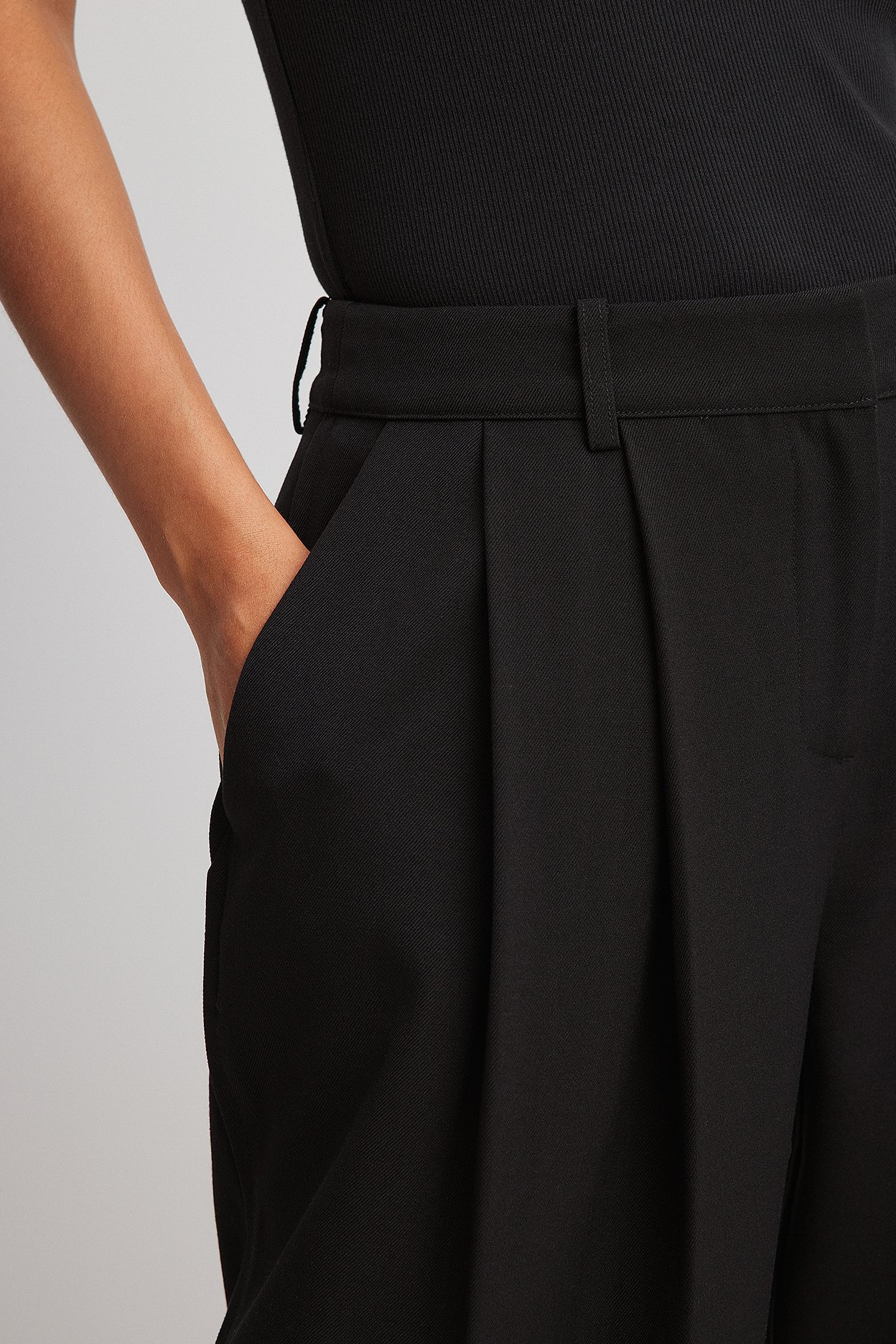 Anzughose mit mittlerer Taille