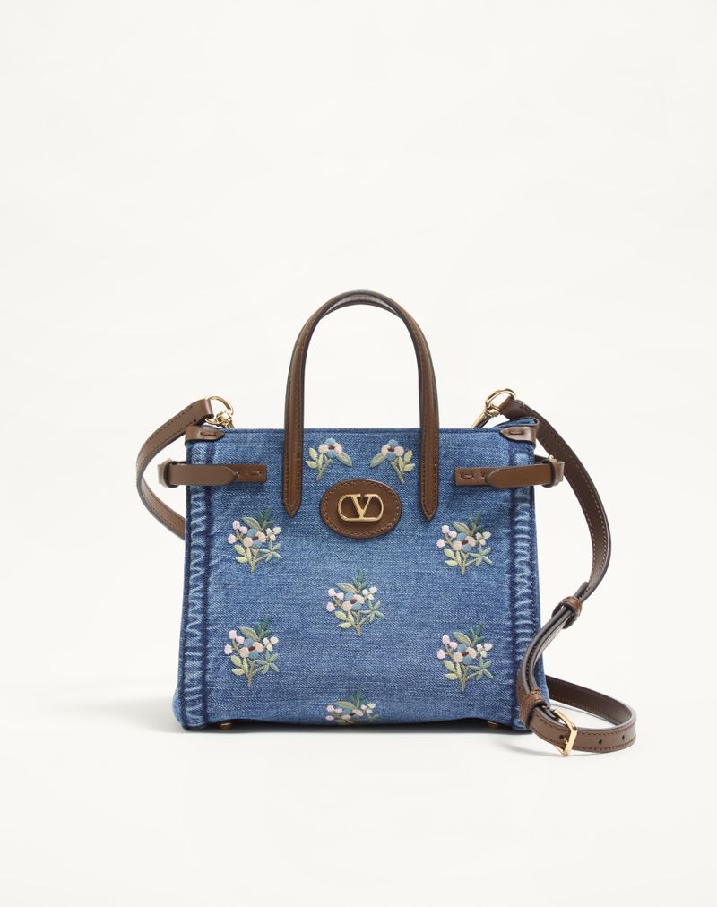 Sacola de compras pequena Valentino Garavani Antibes em denim bordado