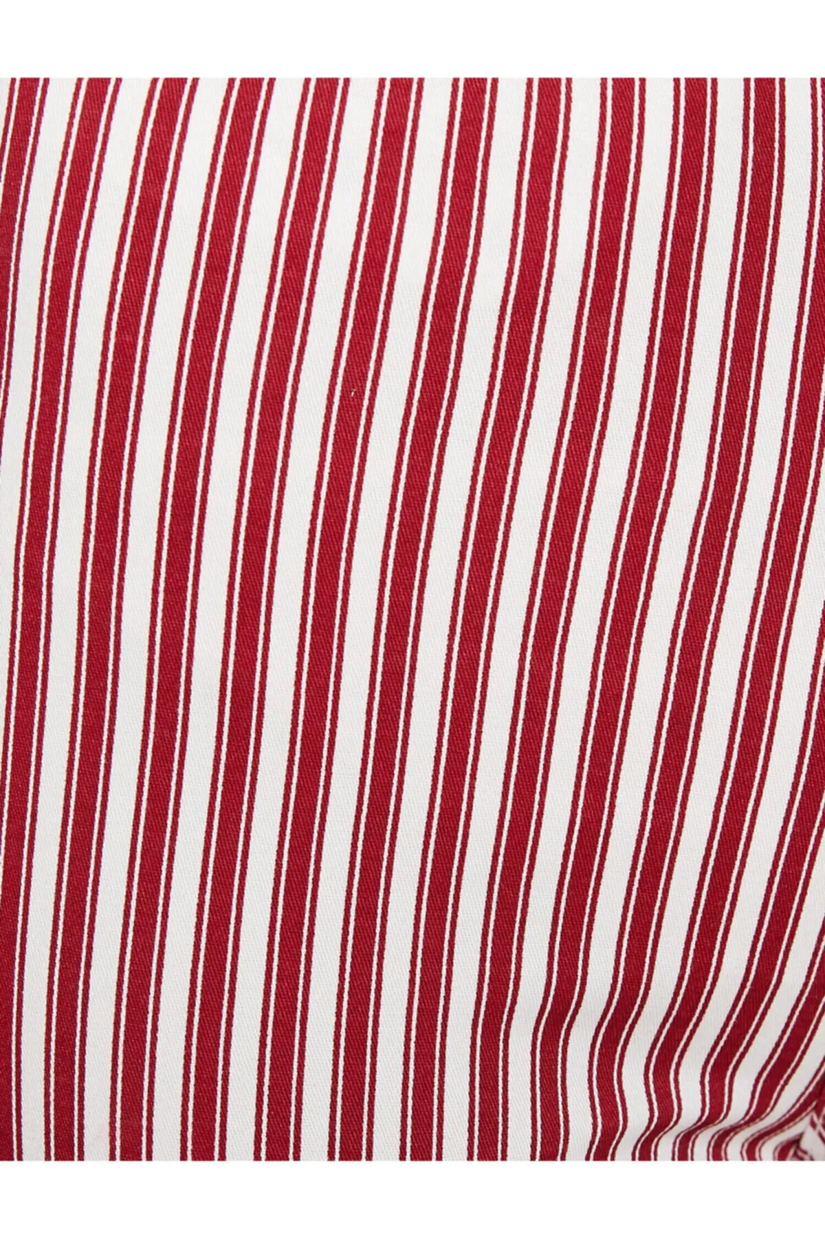 Koton  Rote gestreifte Damenhose mit normaler Taille und schmaler Passform 9YAL41996MW