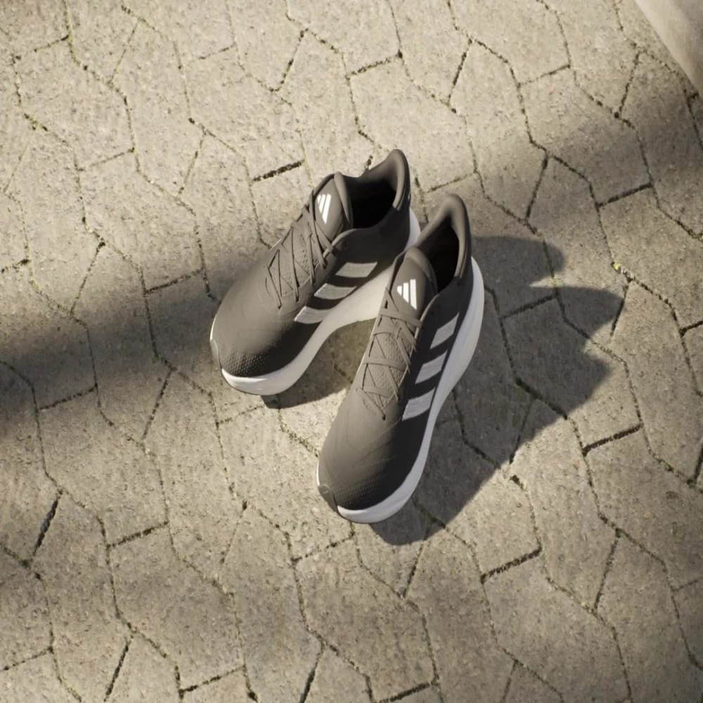 adidas Supernova 3 IE4367 / schwarz