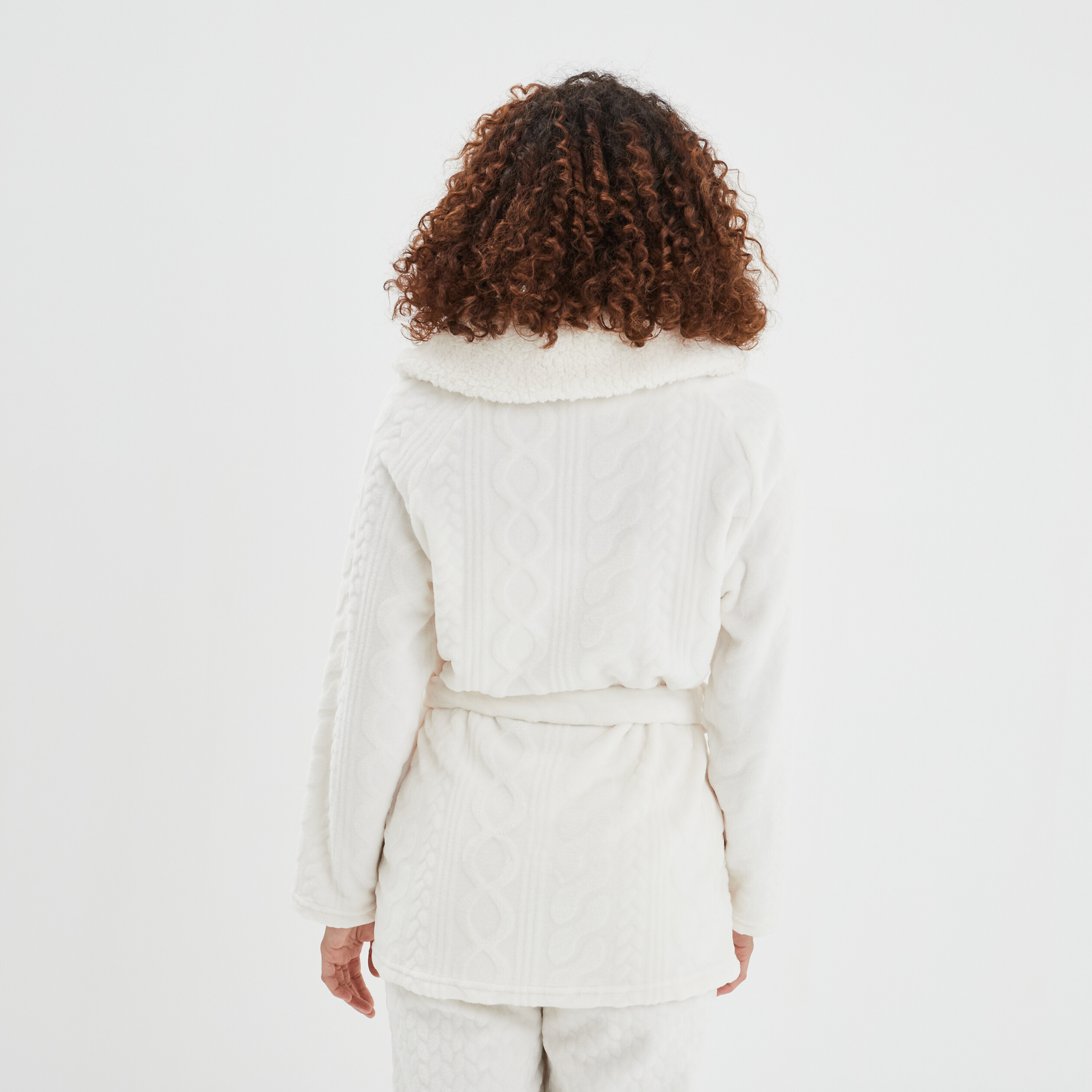 Peignoir pilou ceinturé blanc femme | La Halle