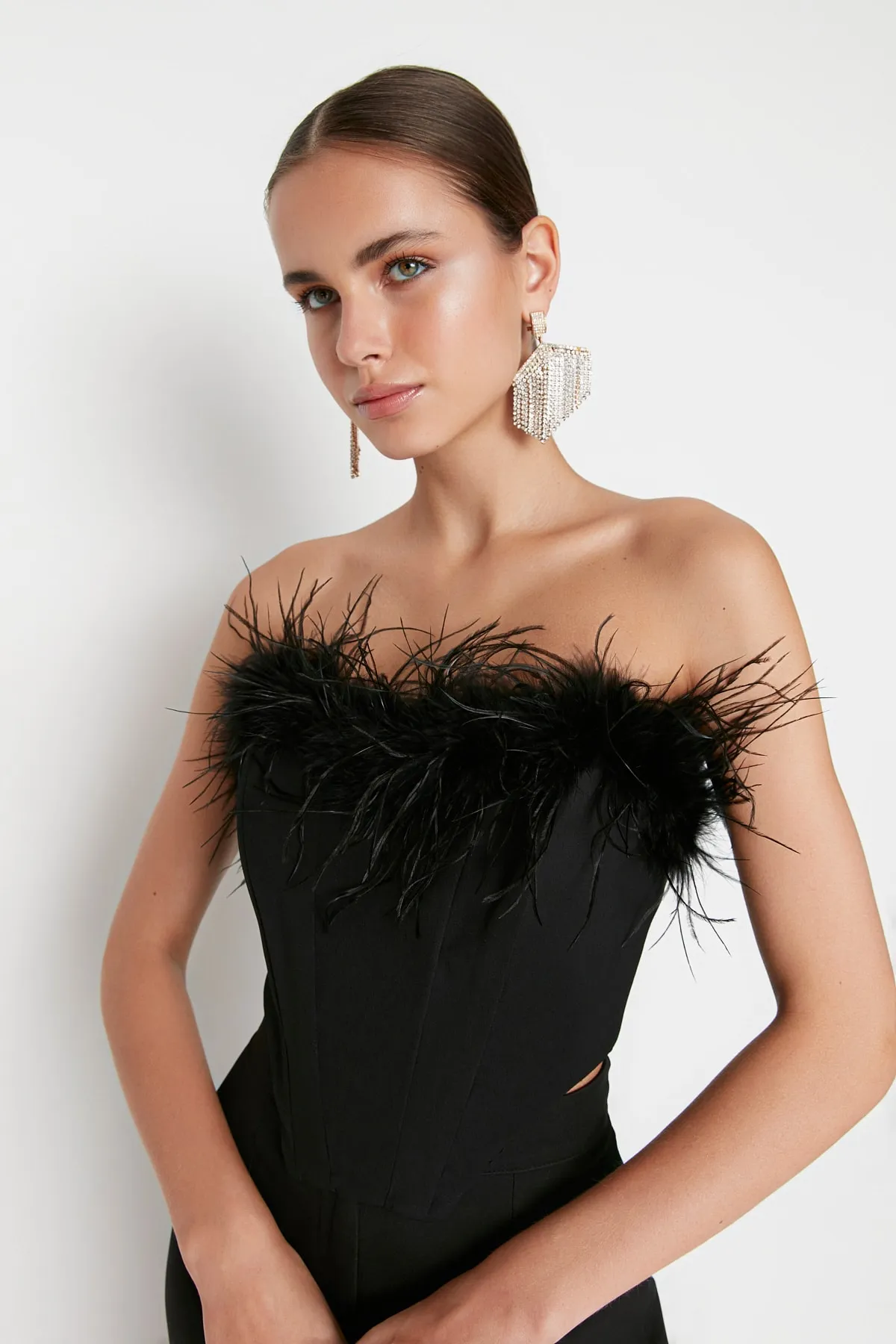 Trendyol Collection  Schwarzes, bauchfreies, gefüttertes Bustier-Bustier TPRSS22BS00018