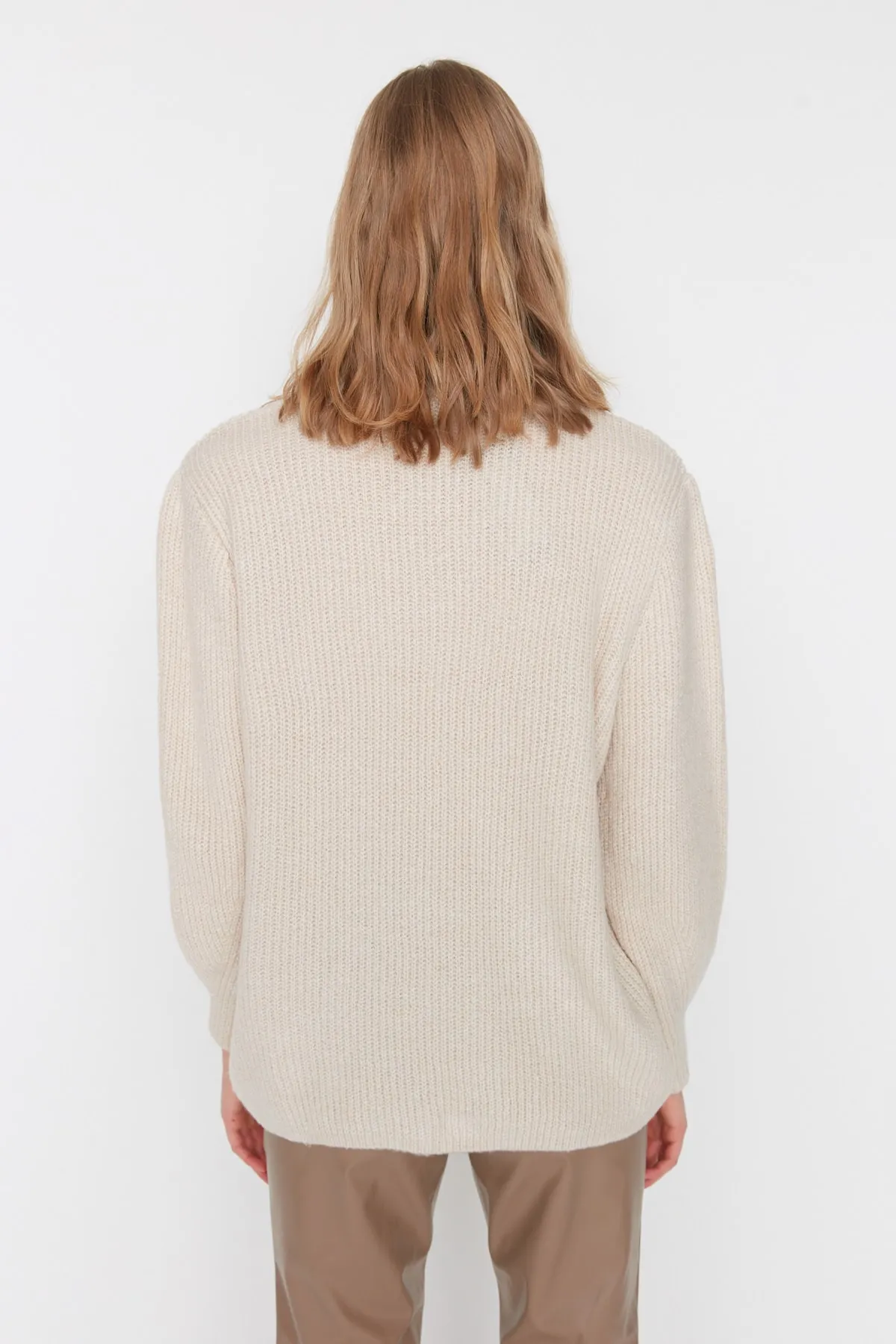 Trendyol Collection  Stone Wide Fit Basic-Strickpullover mit weicher Textur TWOAW20FV0142