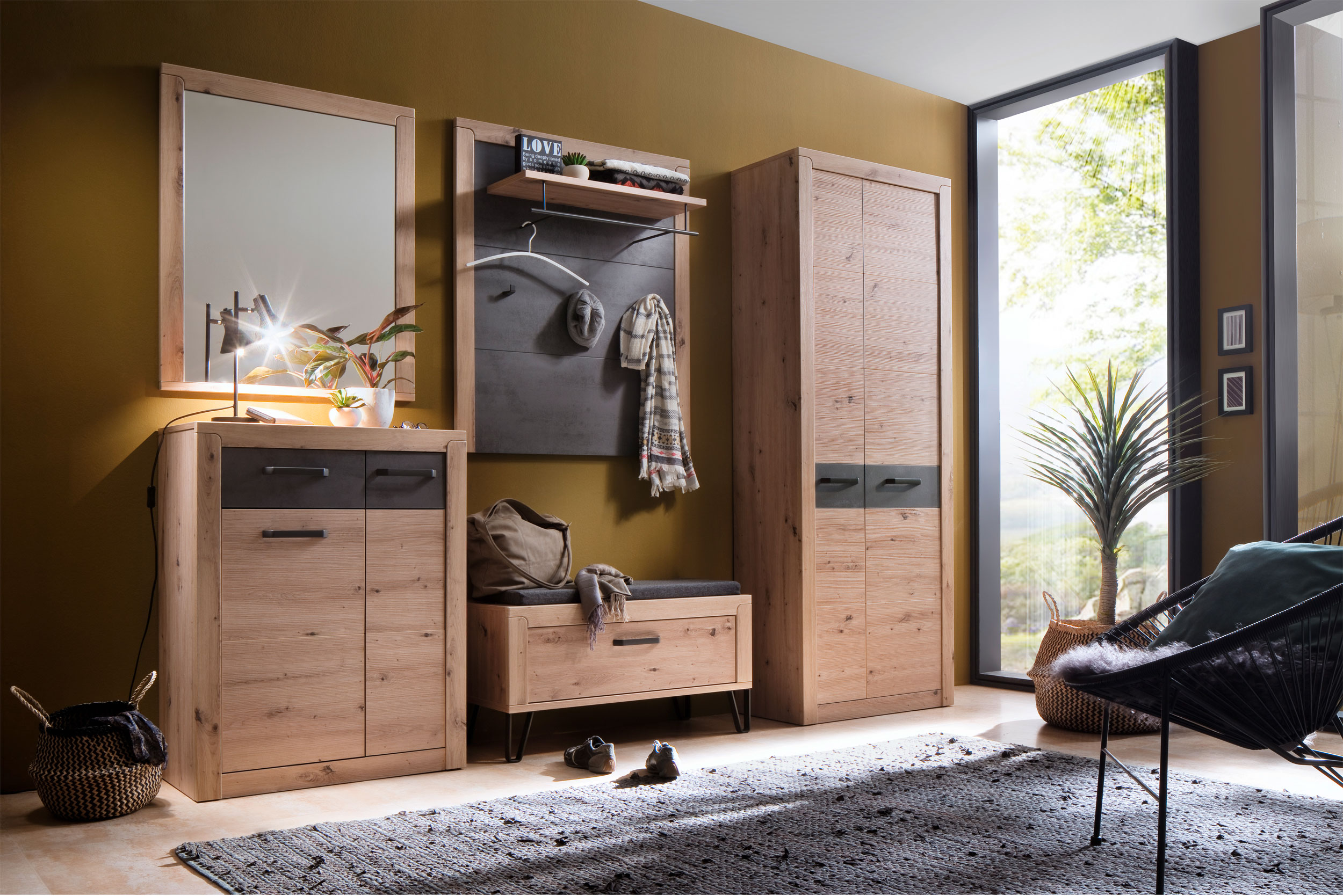 Garderobenschrank